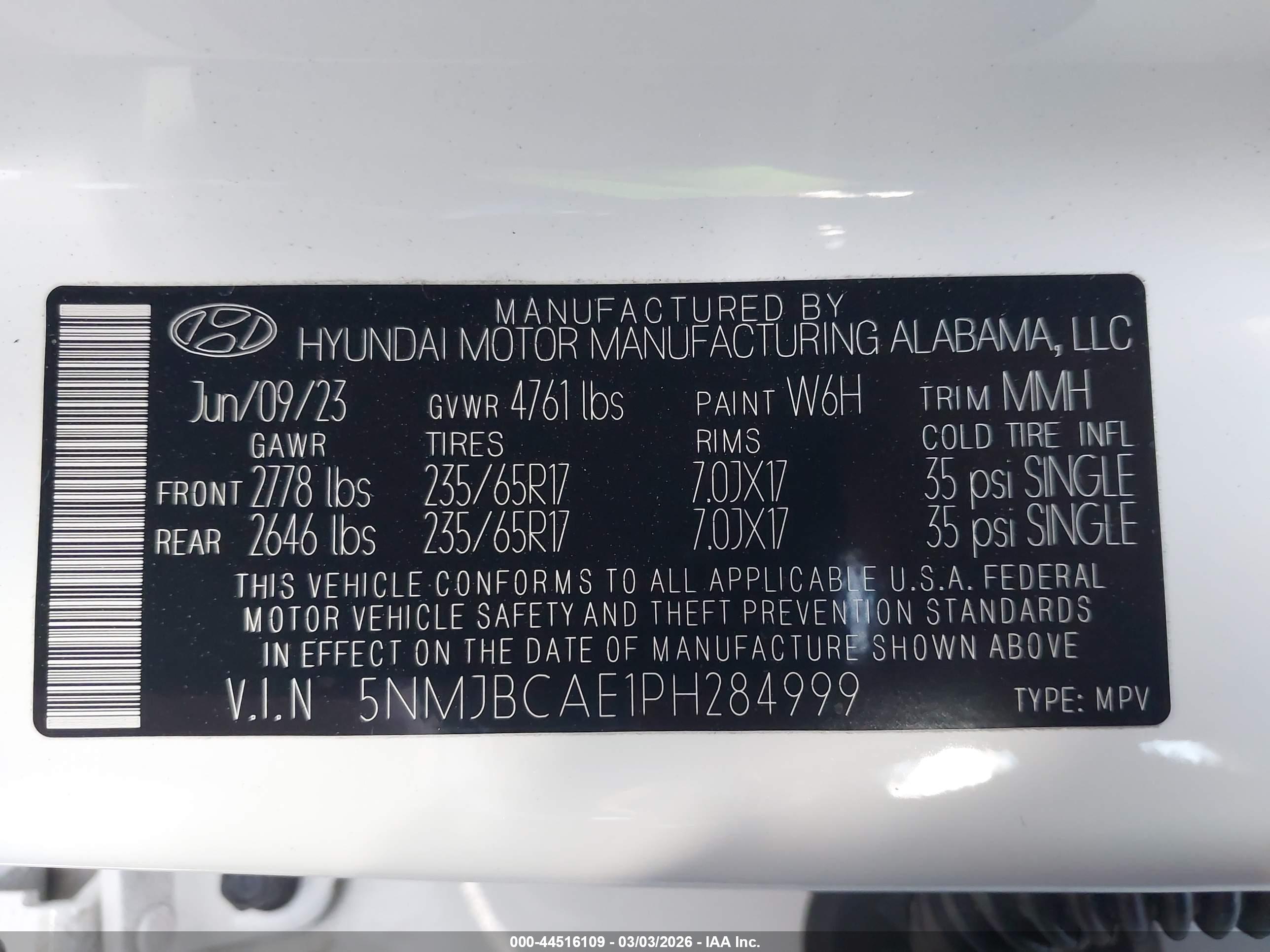 HYUNDAI TUCSON image 9