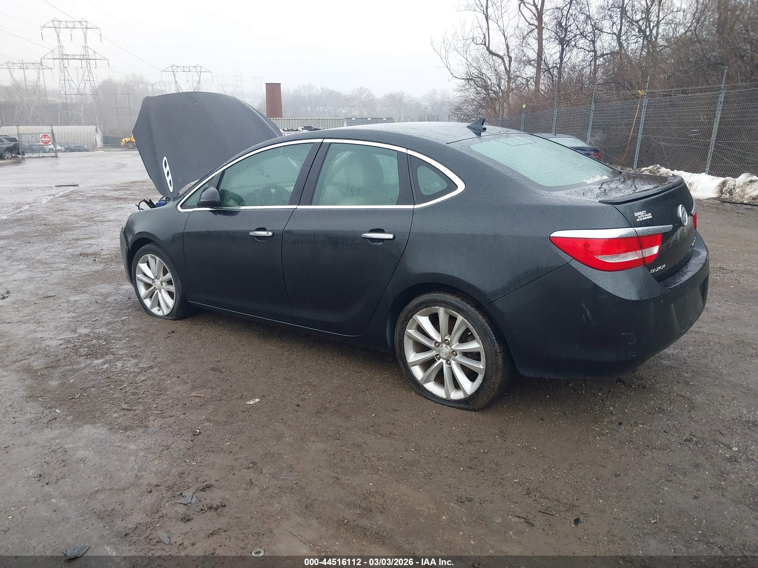 BUICK VERANO image 3
