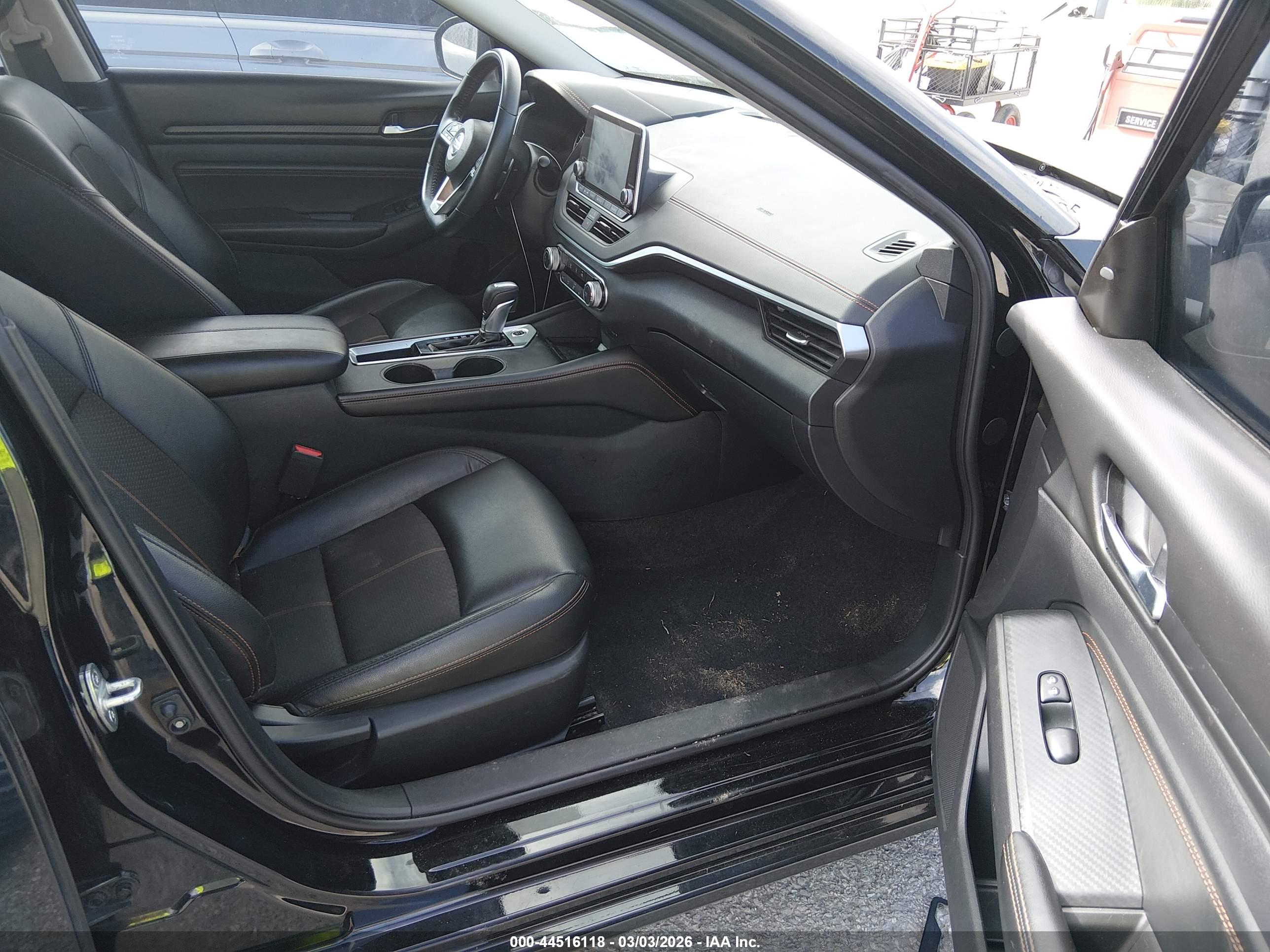 NISSAN ALTIMA image 5