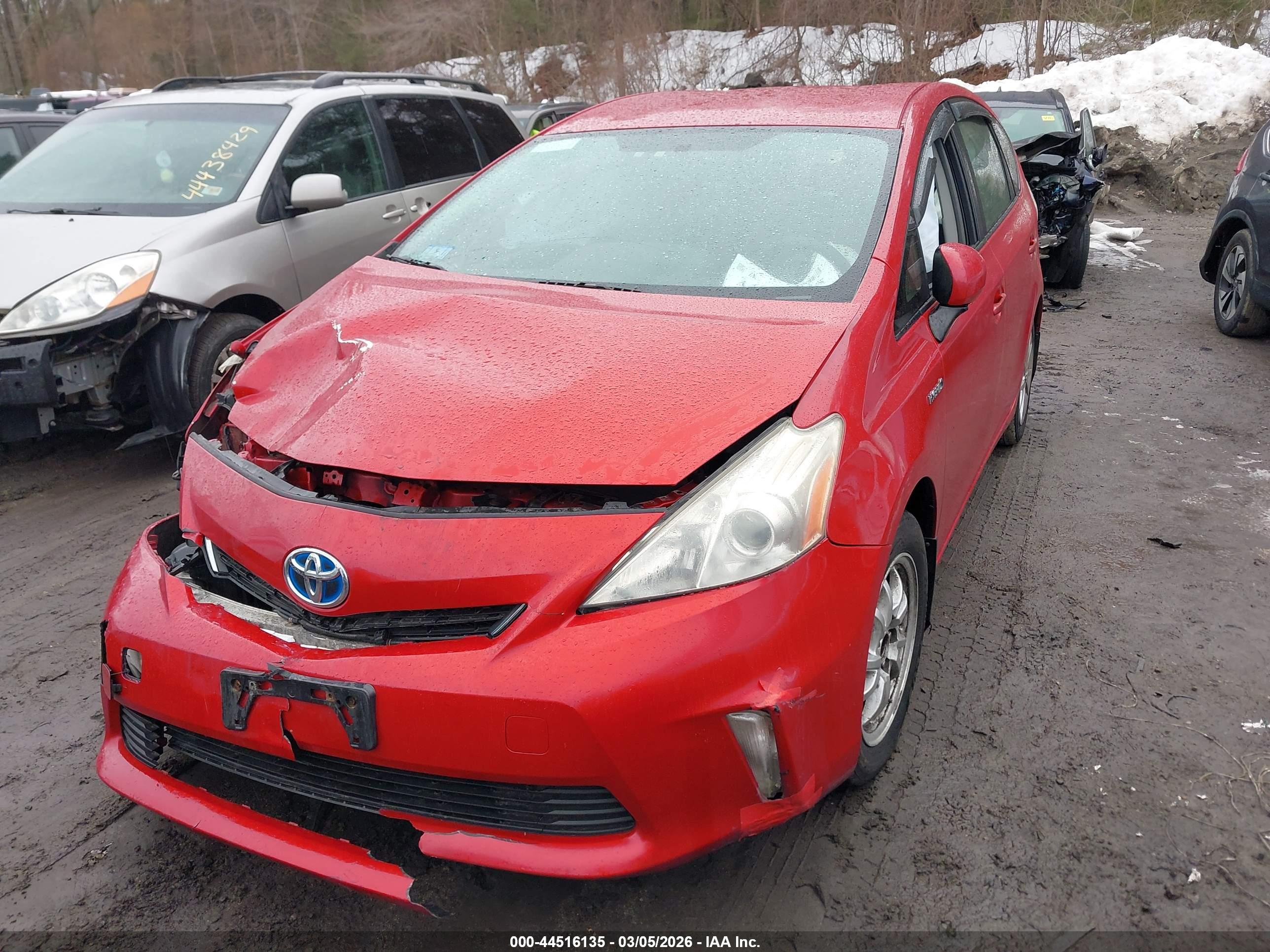 TOYOTA PRIUS image 2