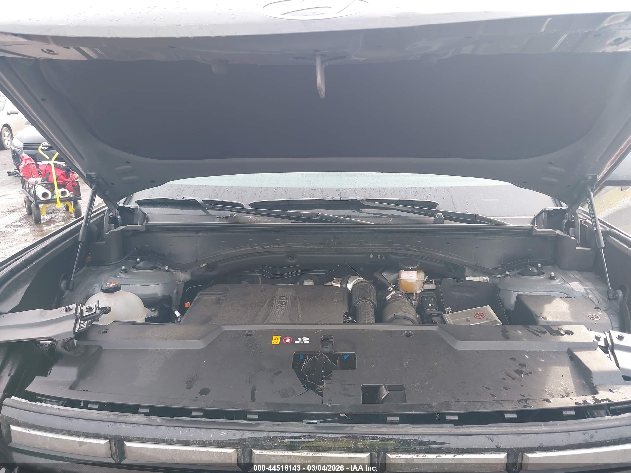 HYUNDAI SANTA image 10