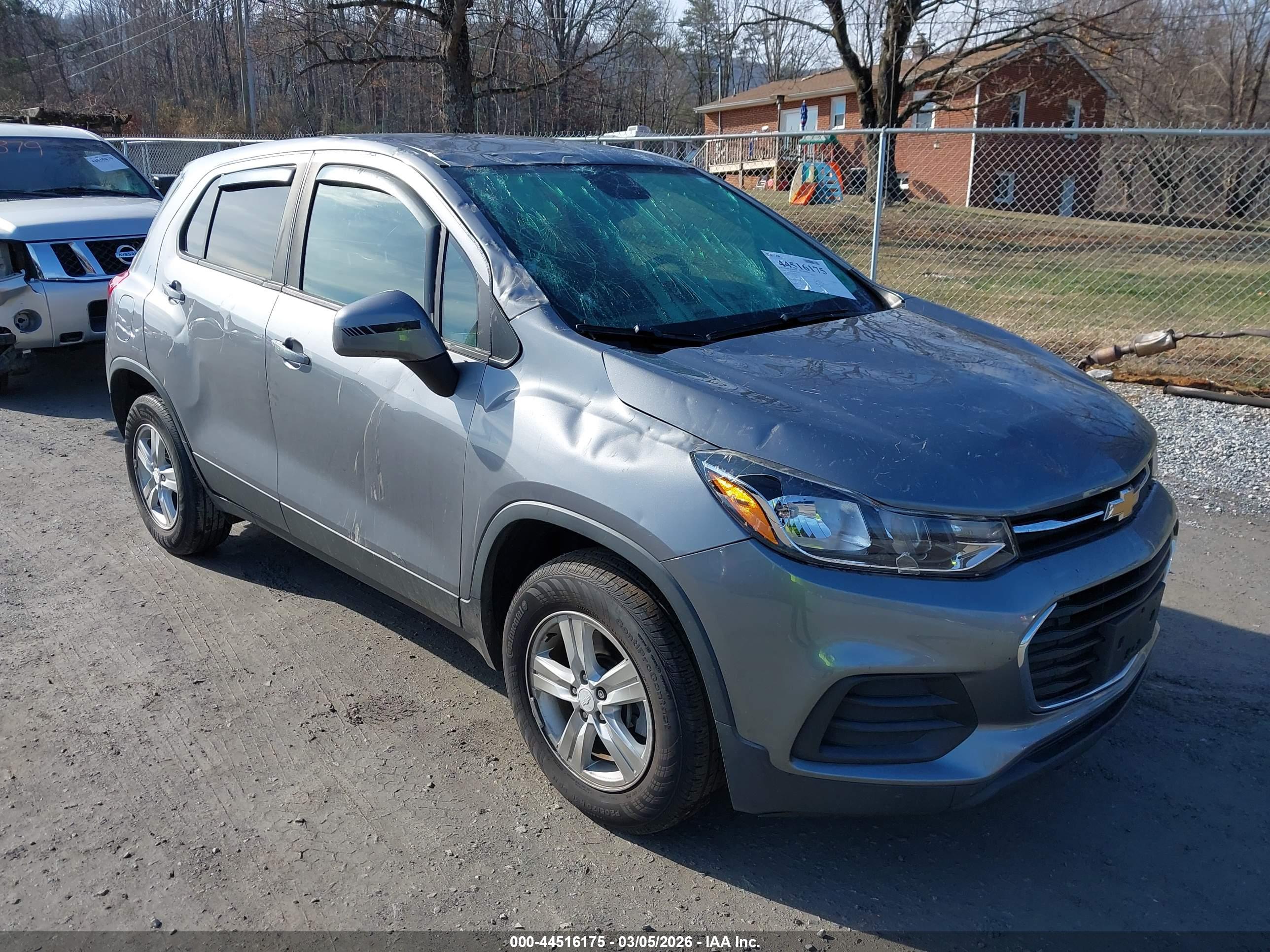 CHEVROLET TRAX image 6