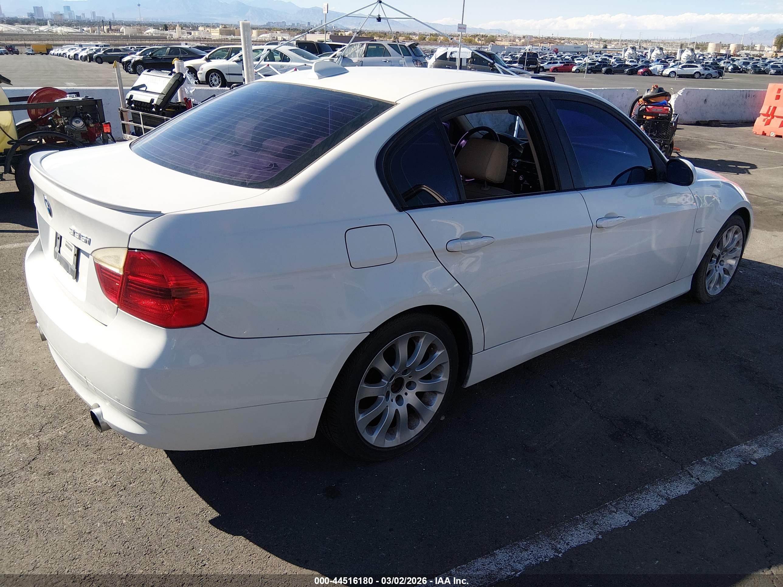 BMW 335I image 4