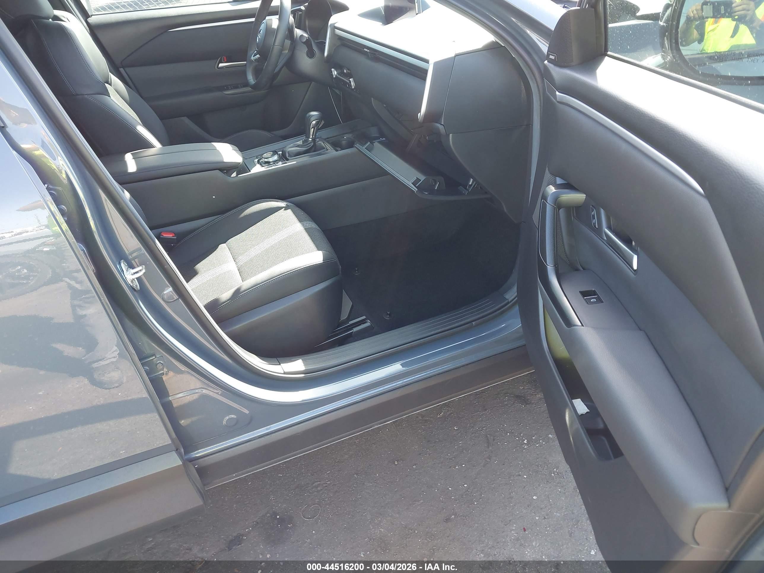 MAZDA CX-50 image 5