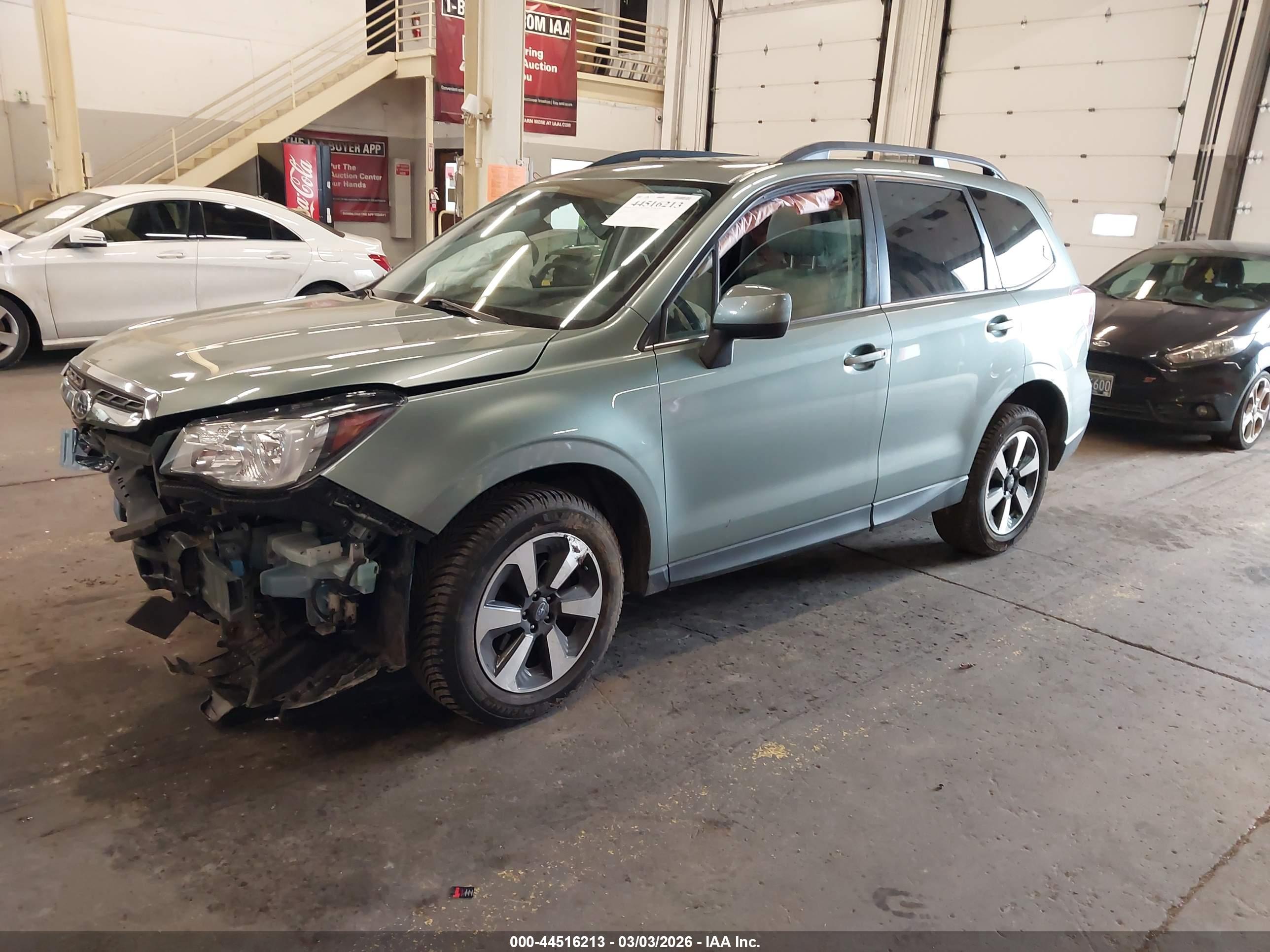 SUBARU FORESTER image 2