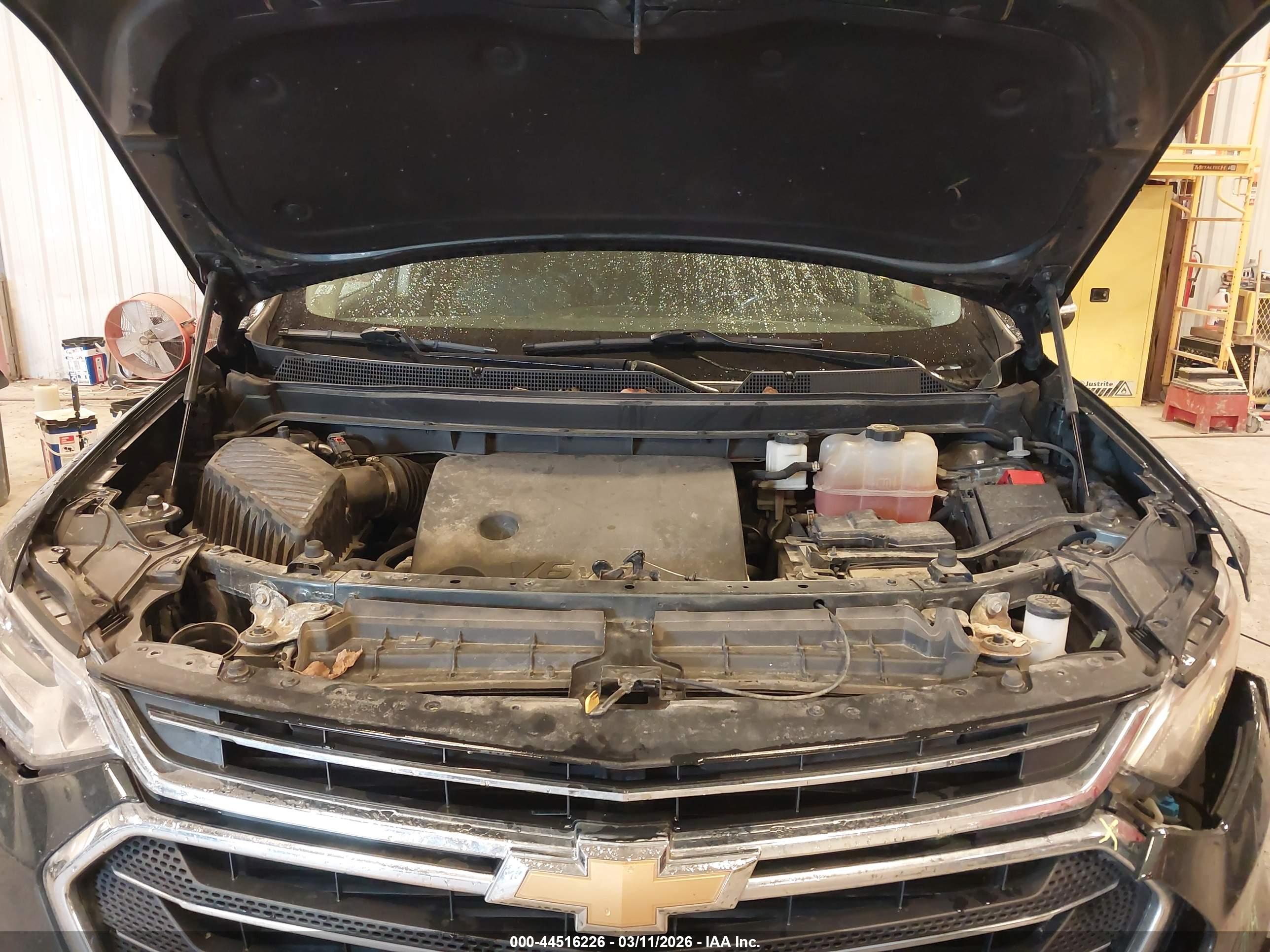 CHEVROLET TRAVERSE image 10