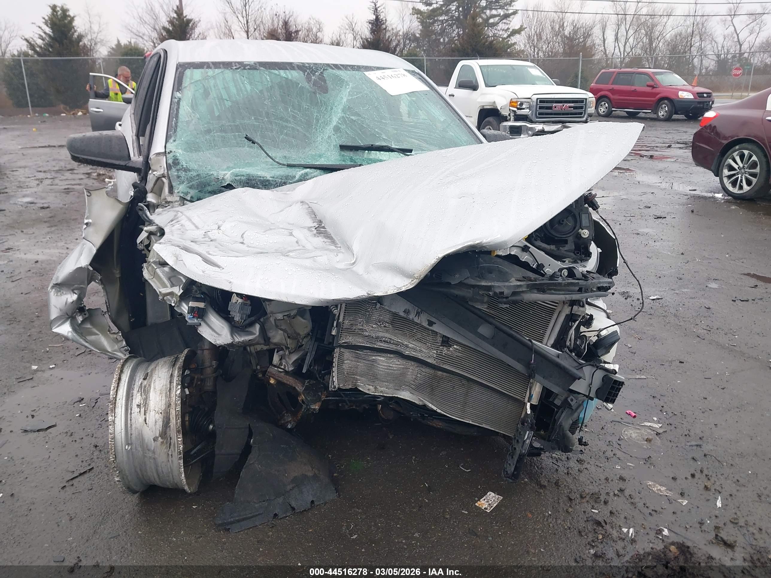 CHEVROLET EQUINOX image 6