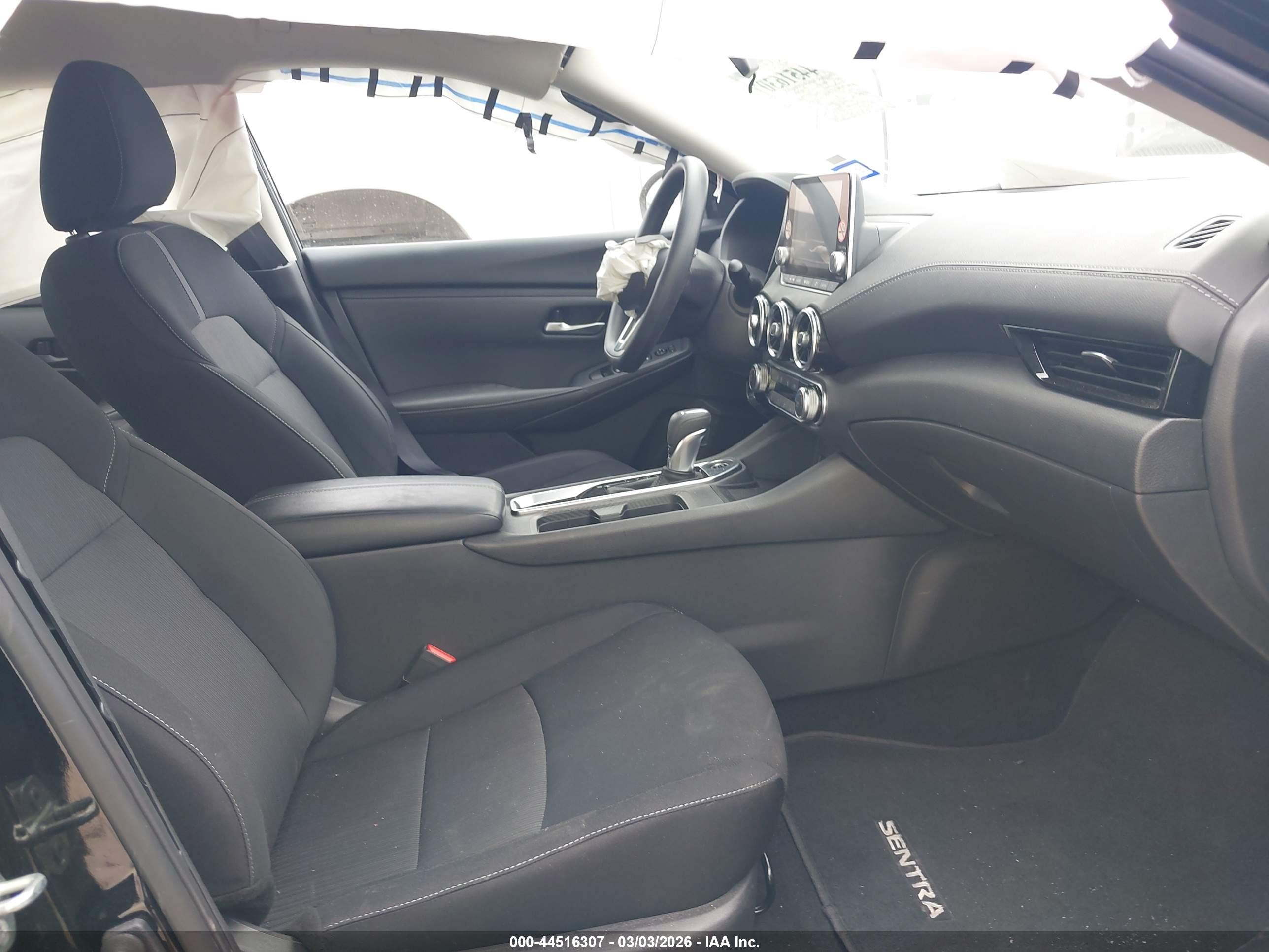NISSAN SENTRA image 5