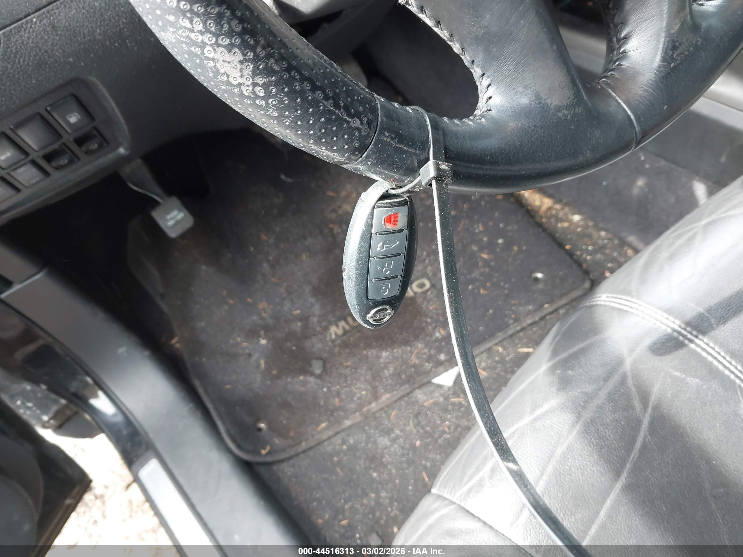 NISSAN MURANO image 11