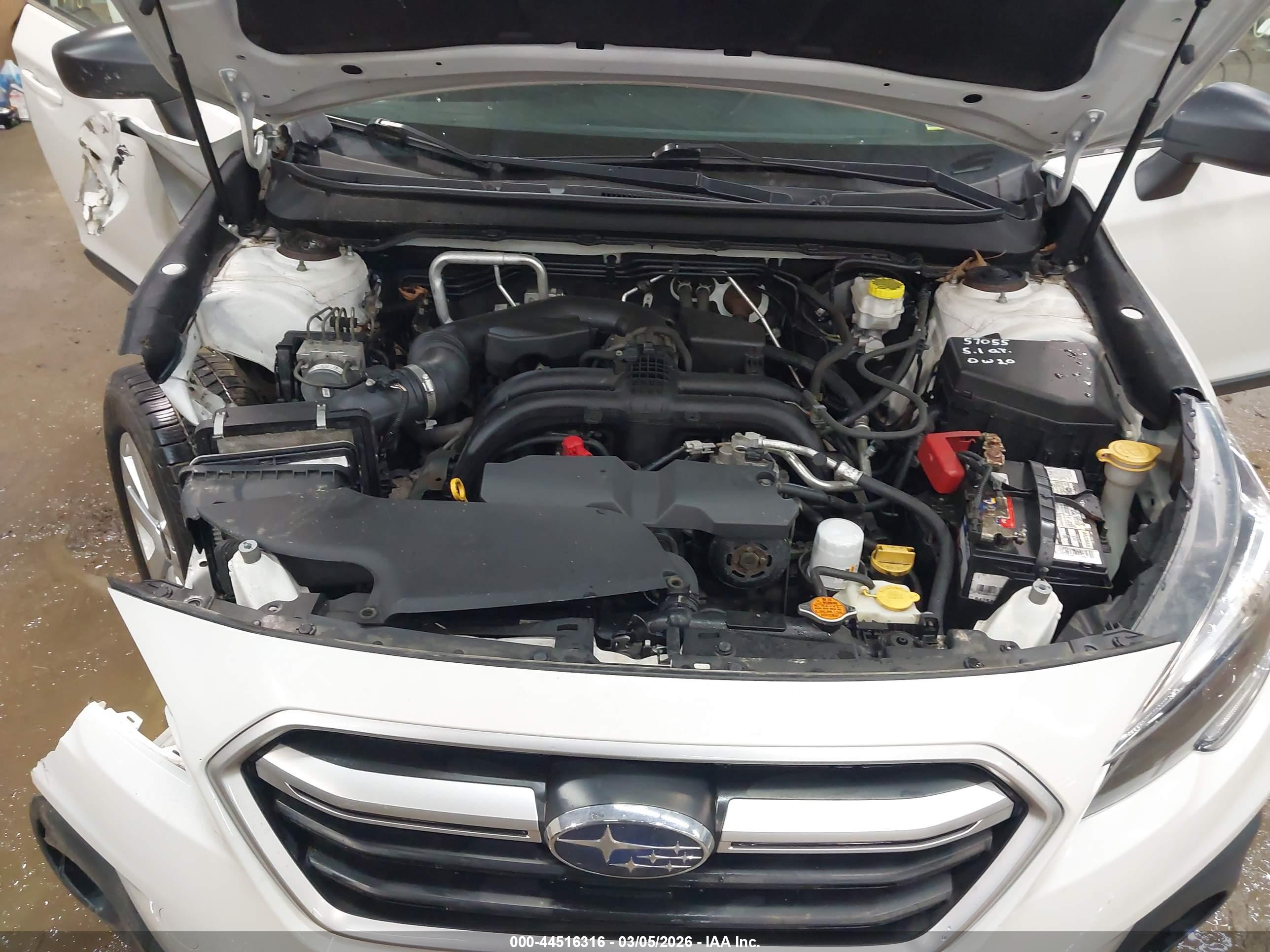 SUBARU OUTBACK image 10