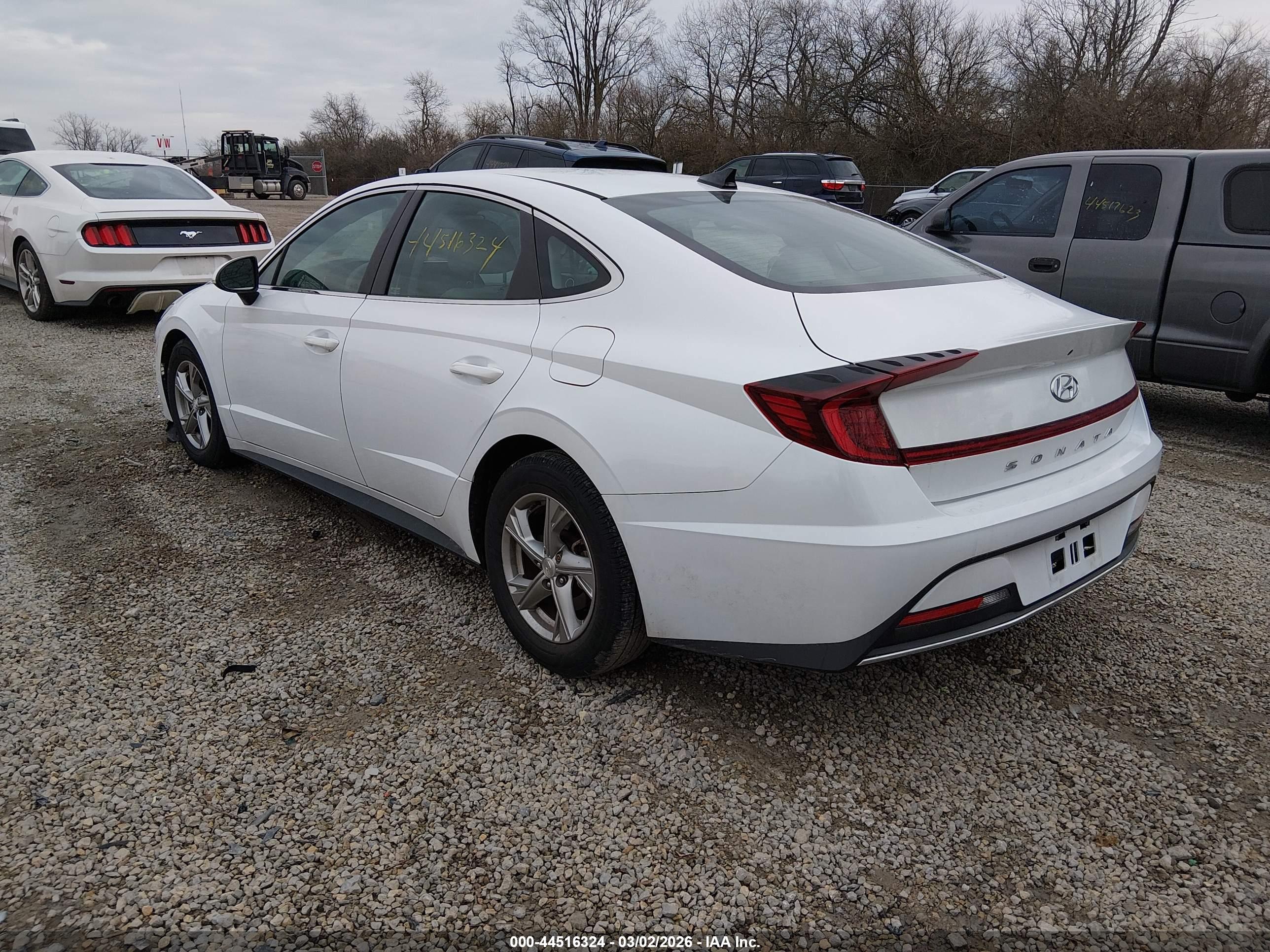 HYUNDAI SONATA image 3