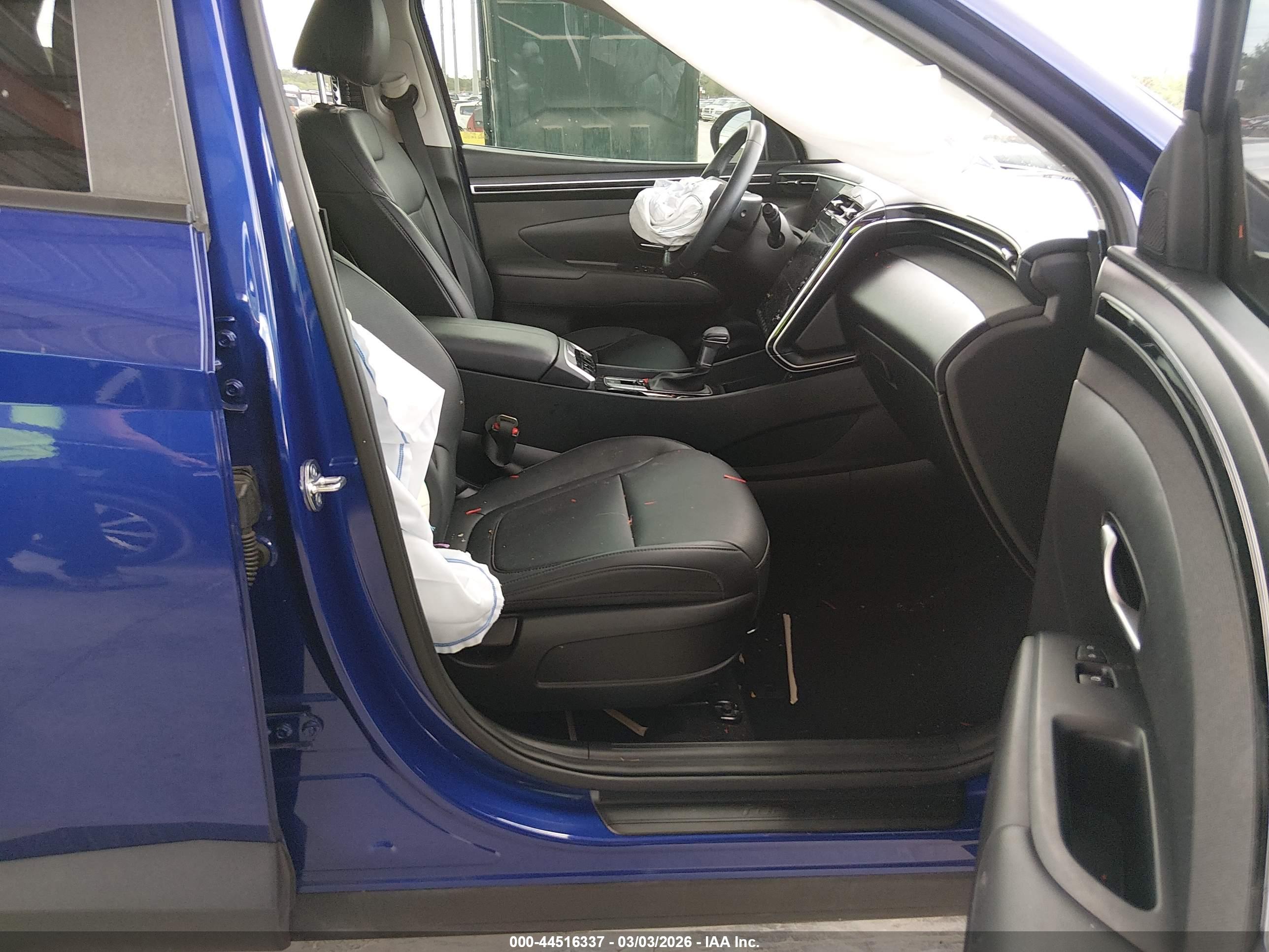 HYUNDAI TUCSON image 5