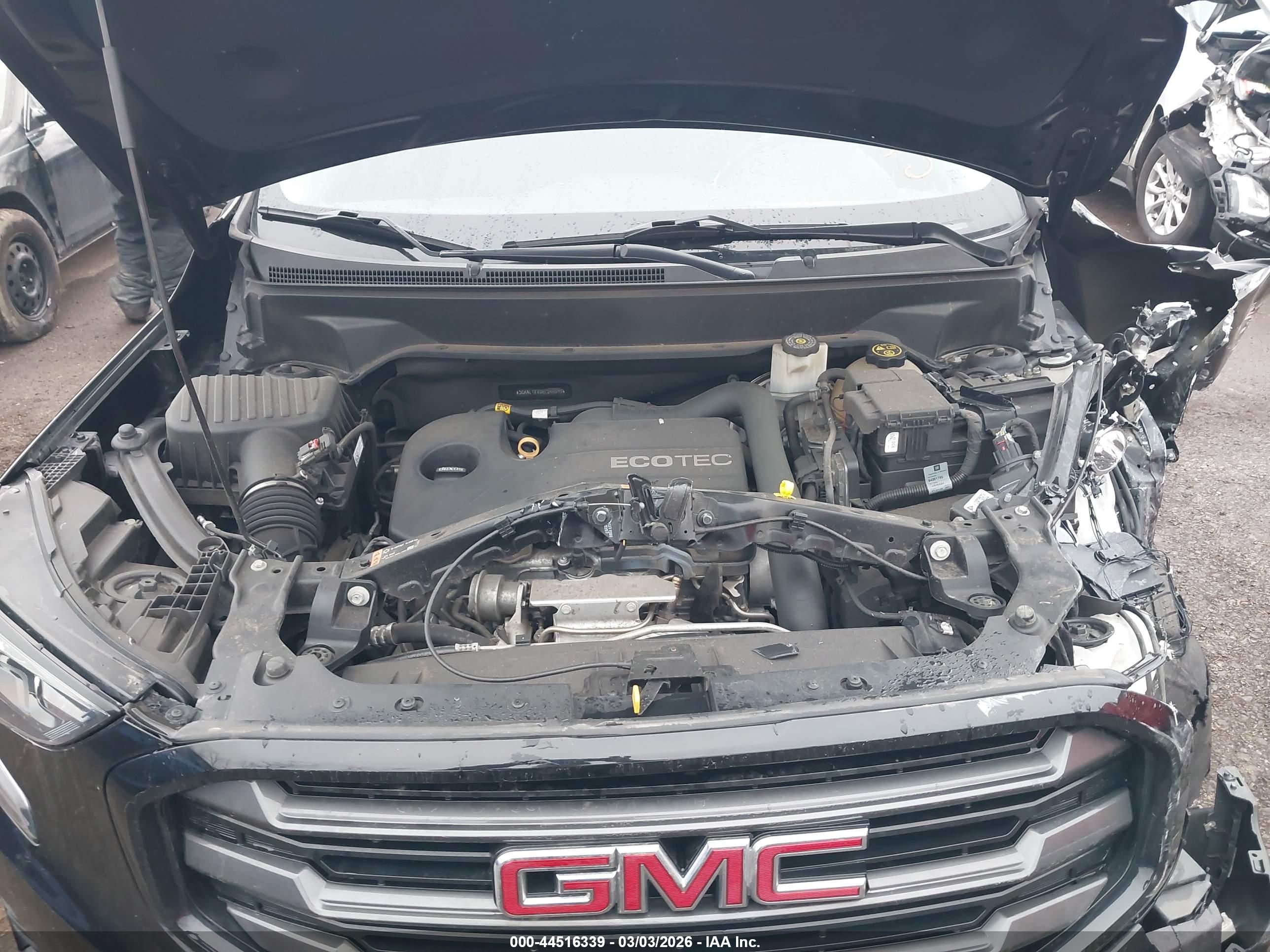 GMC TERRAIN image 10