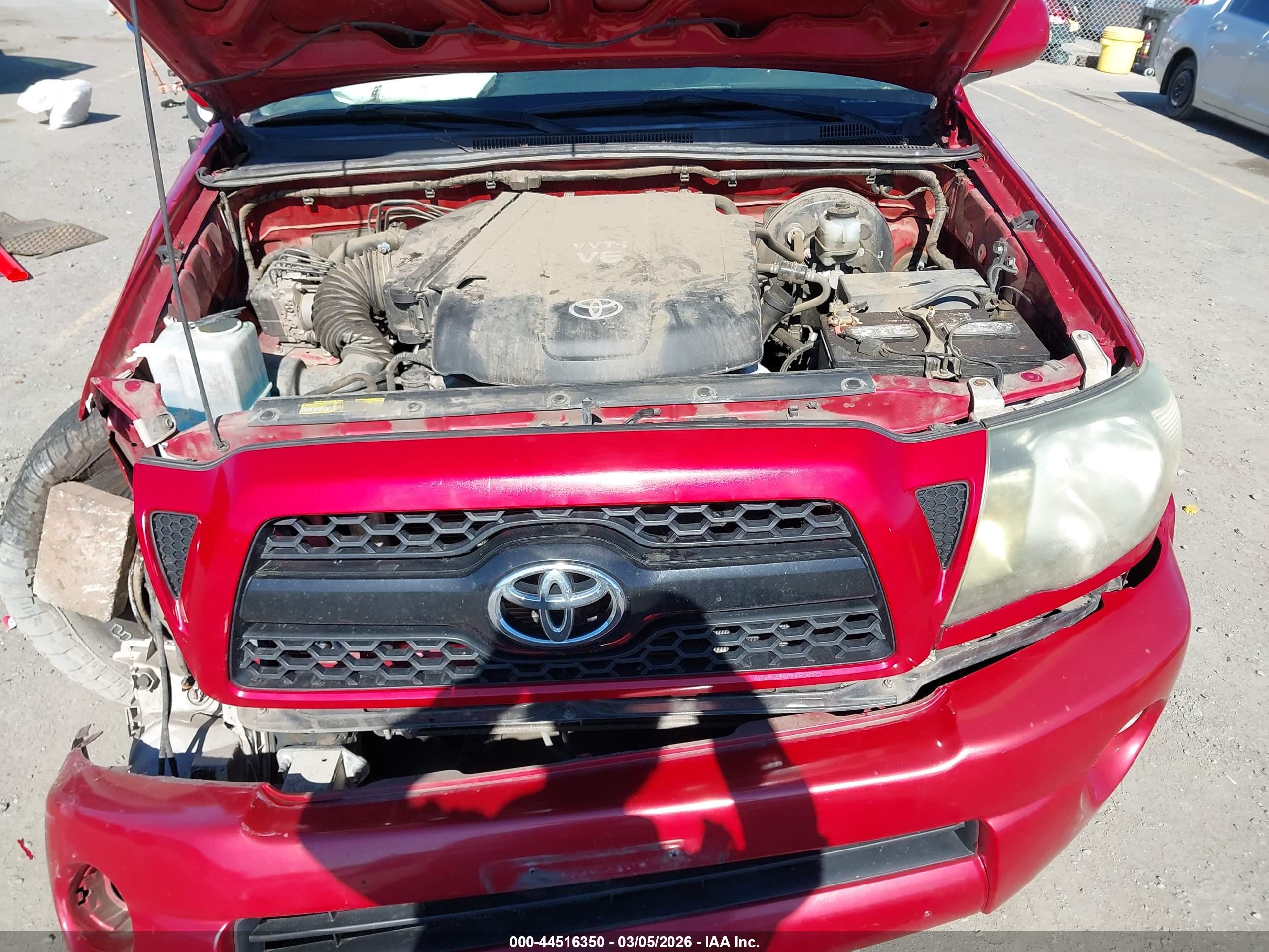 TOYOTA TACOMA image 10