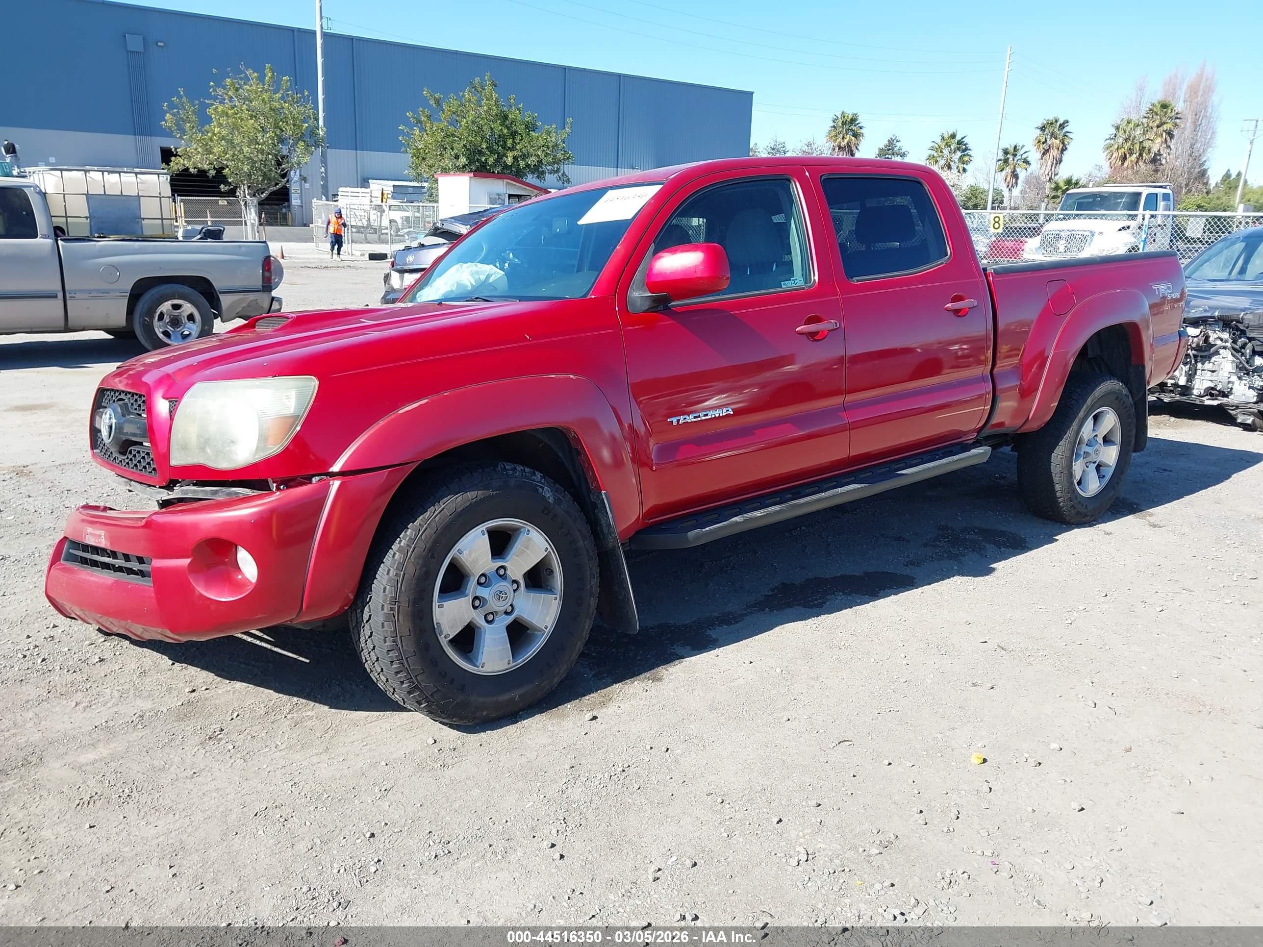 TOYOTA TACOMA image 2