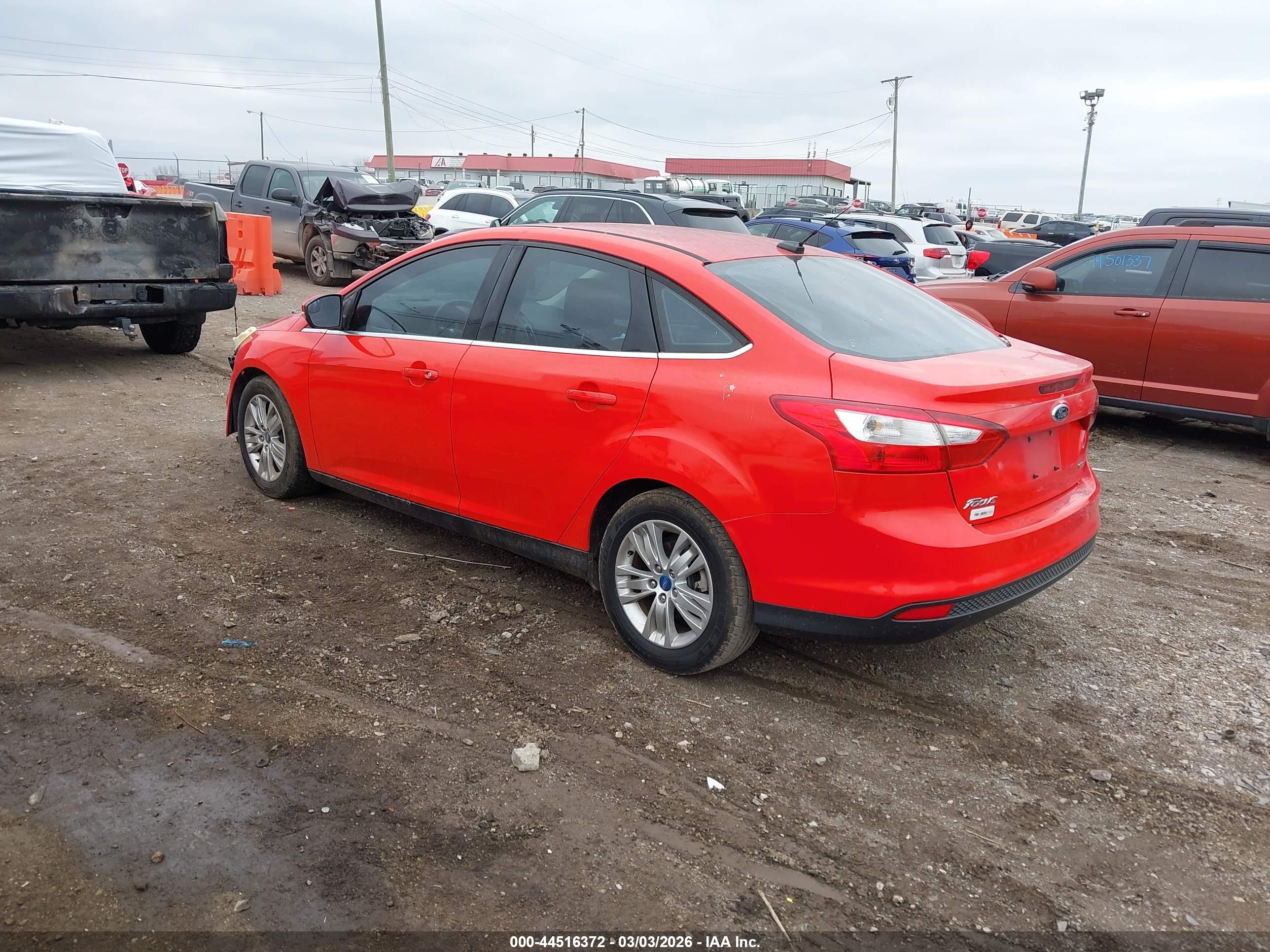 FORD FOCUS image 3