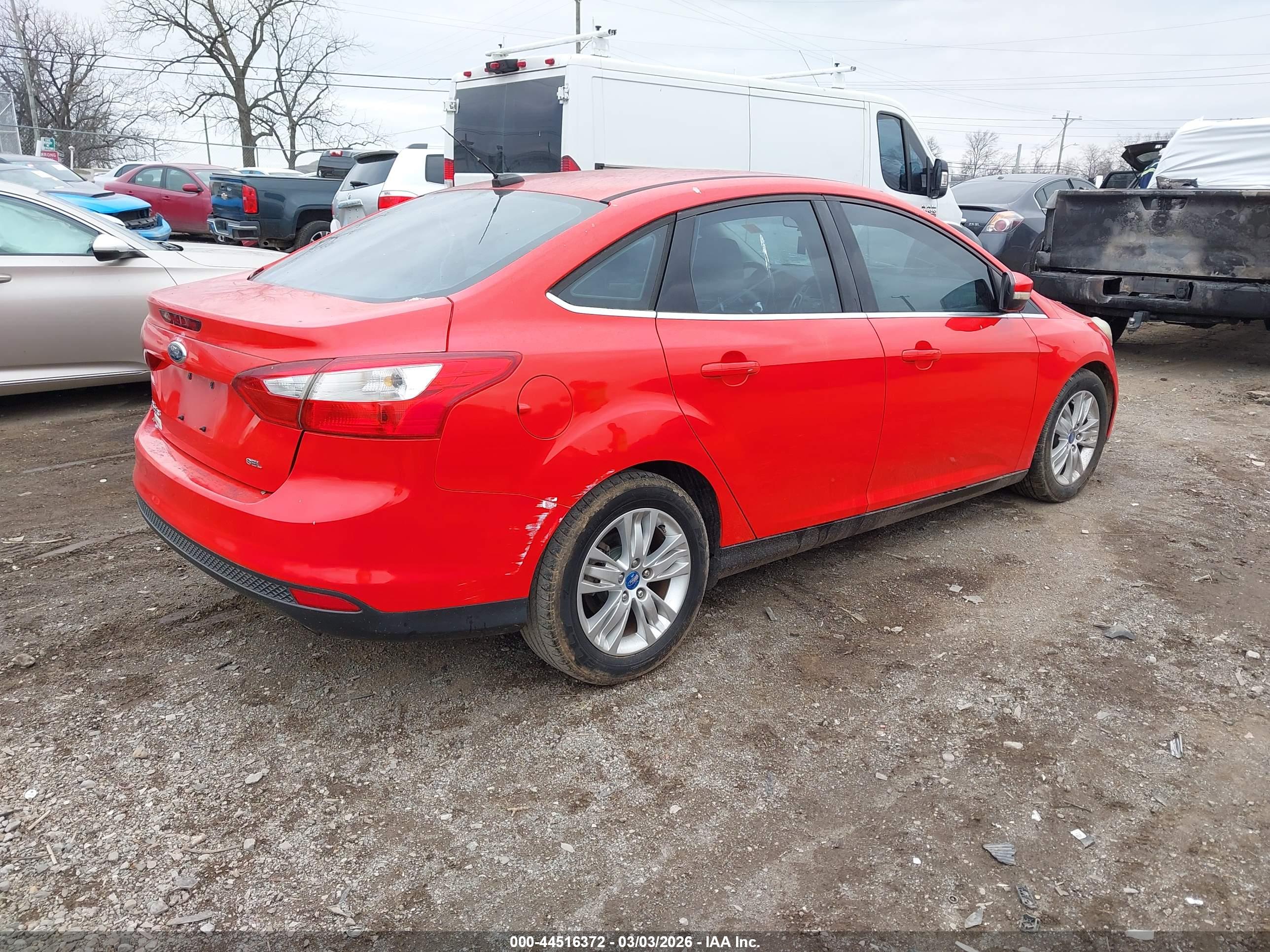 FORD FOCUS image 4