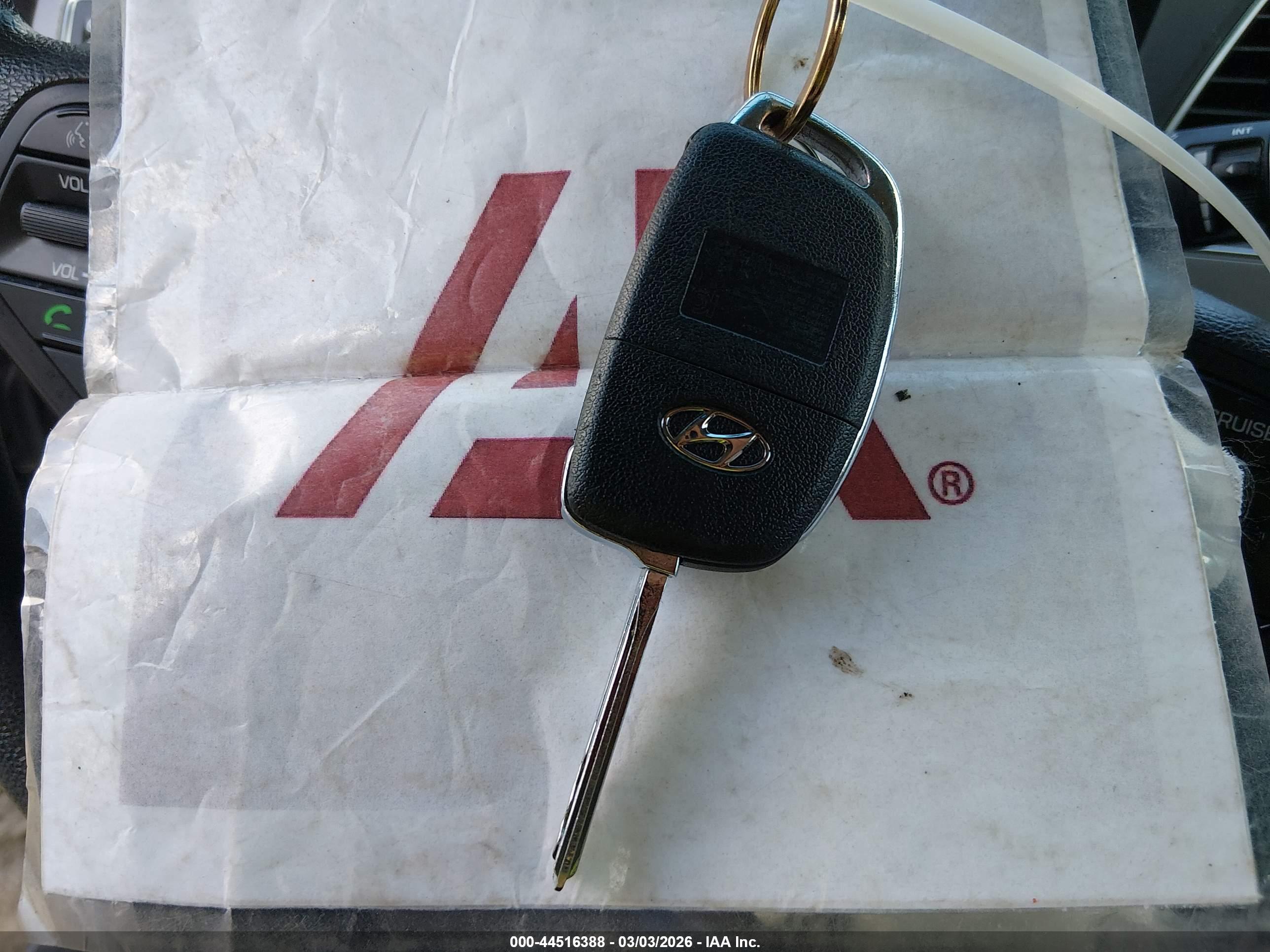 HYUNDAI SONATA image 11