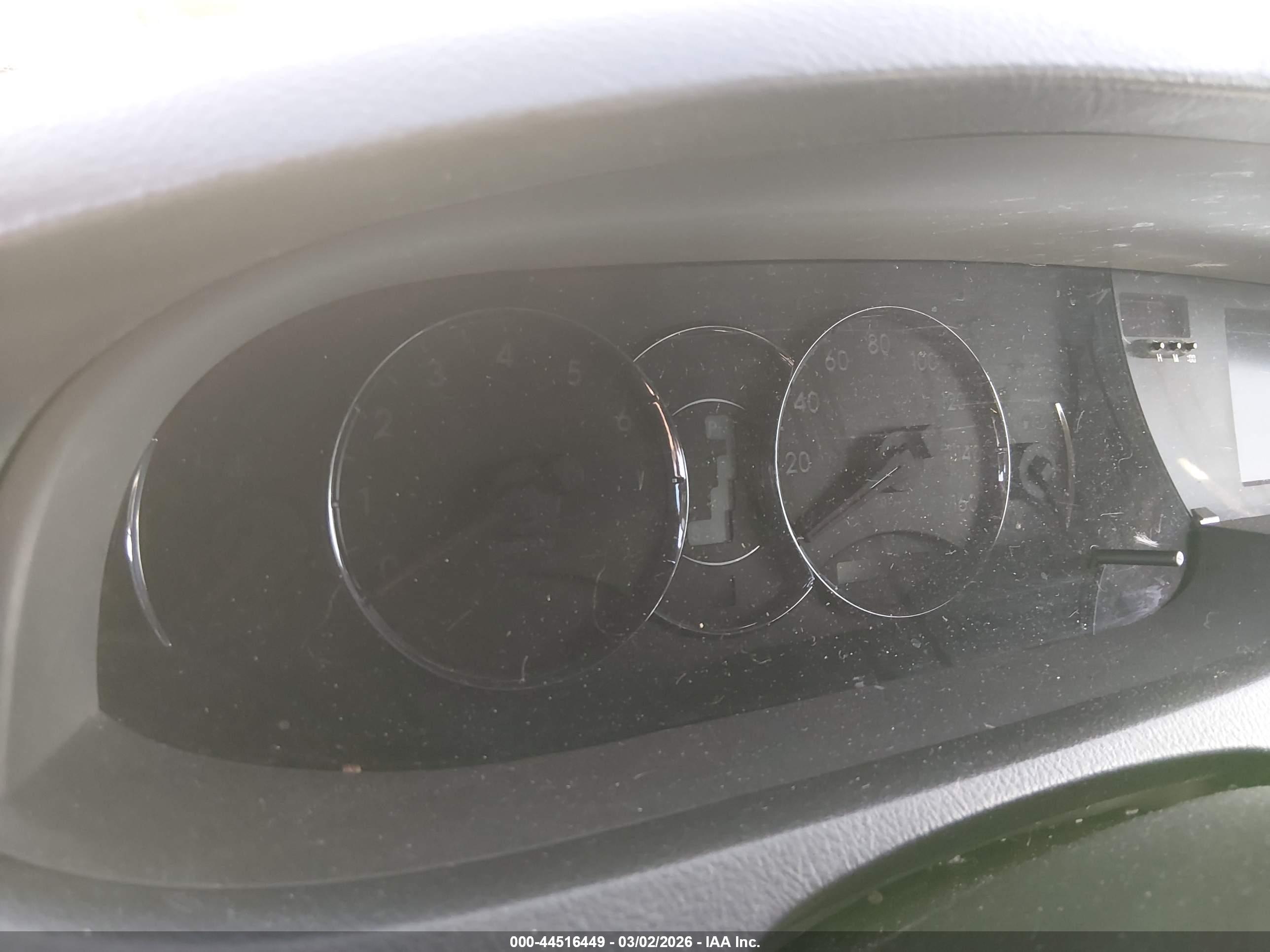 TOYOTA AVALON image 7