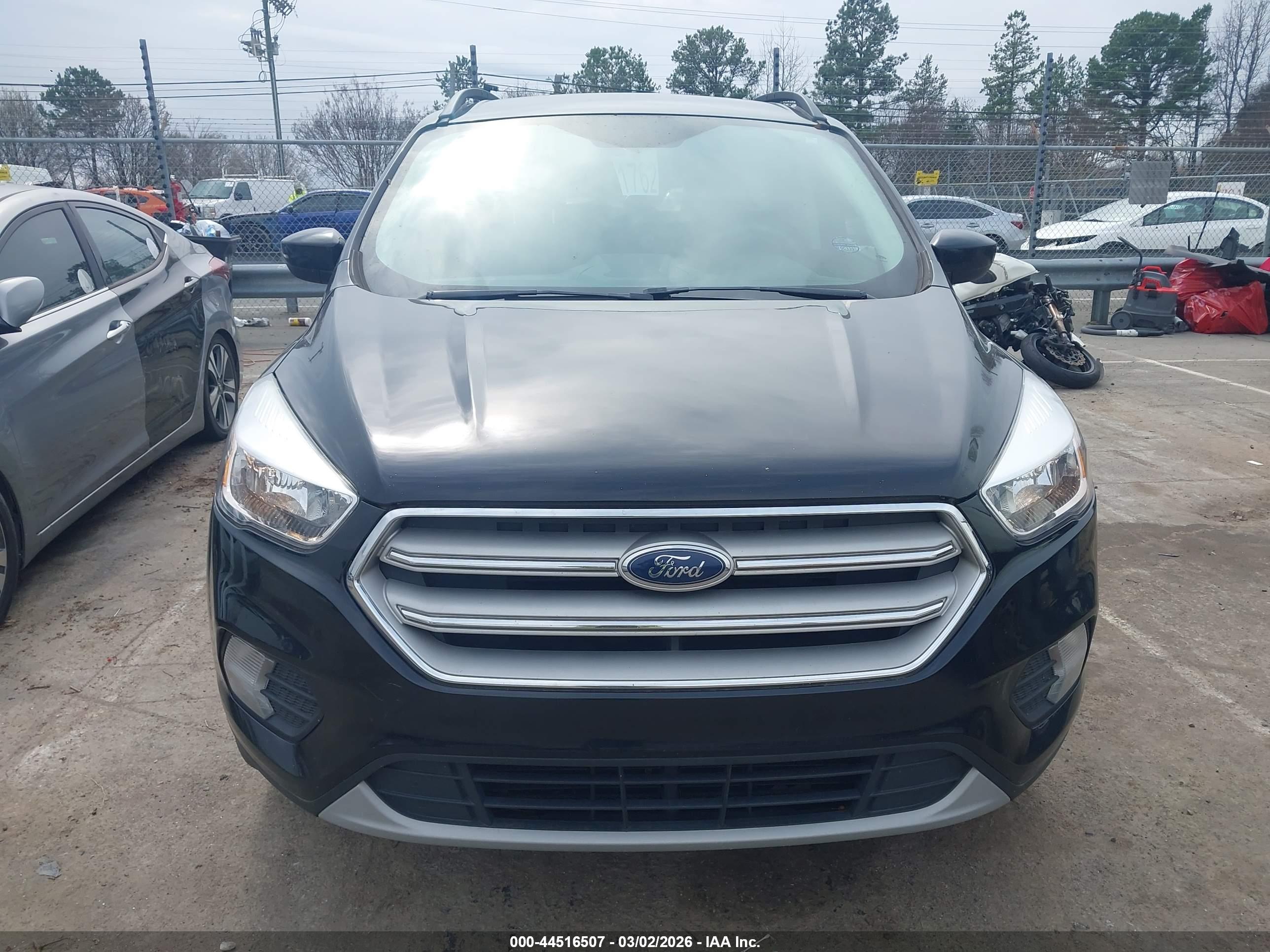 FORD ESCAPE image 6