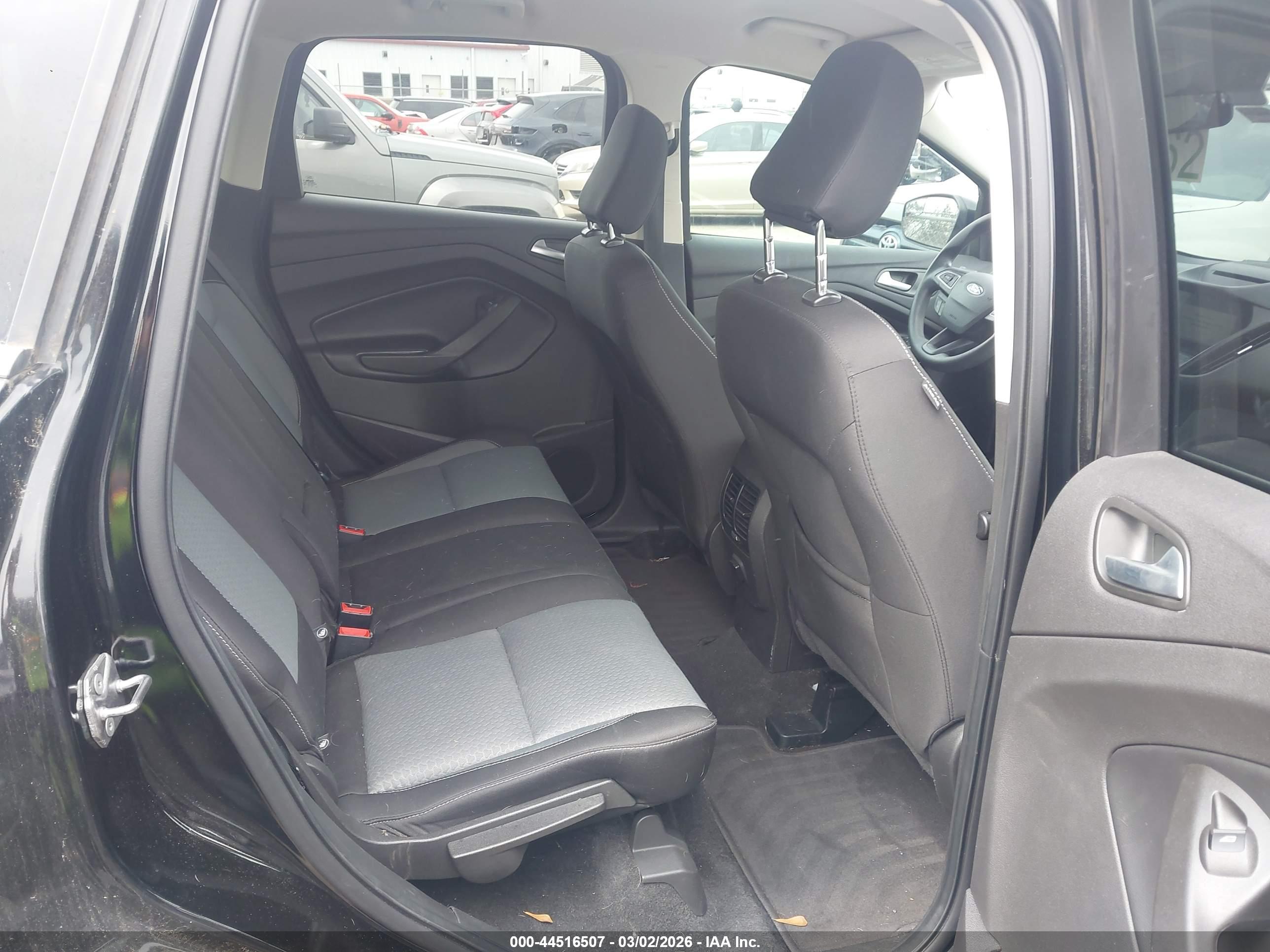 FORD ESCAPE image 8