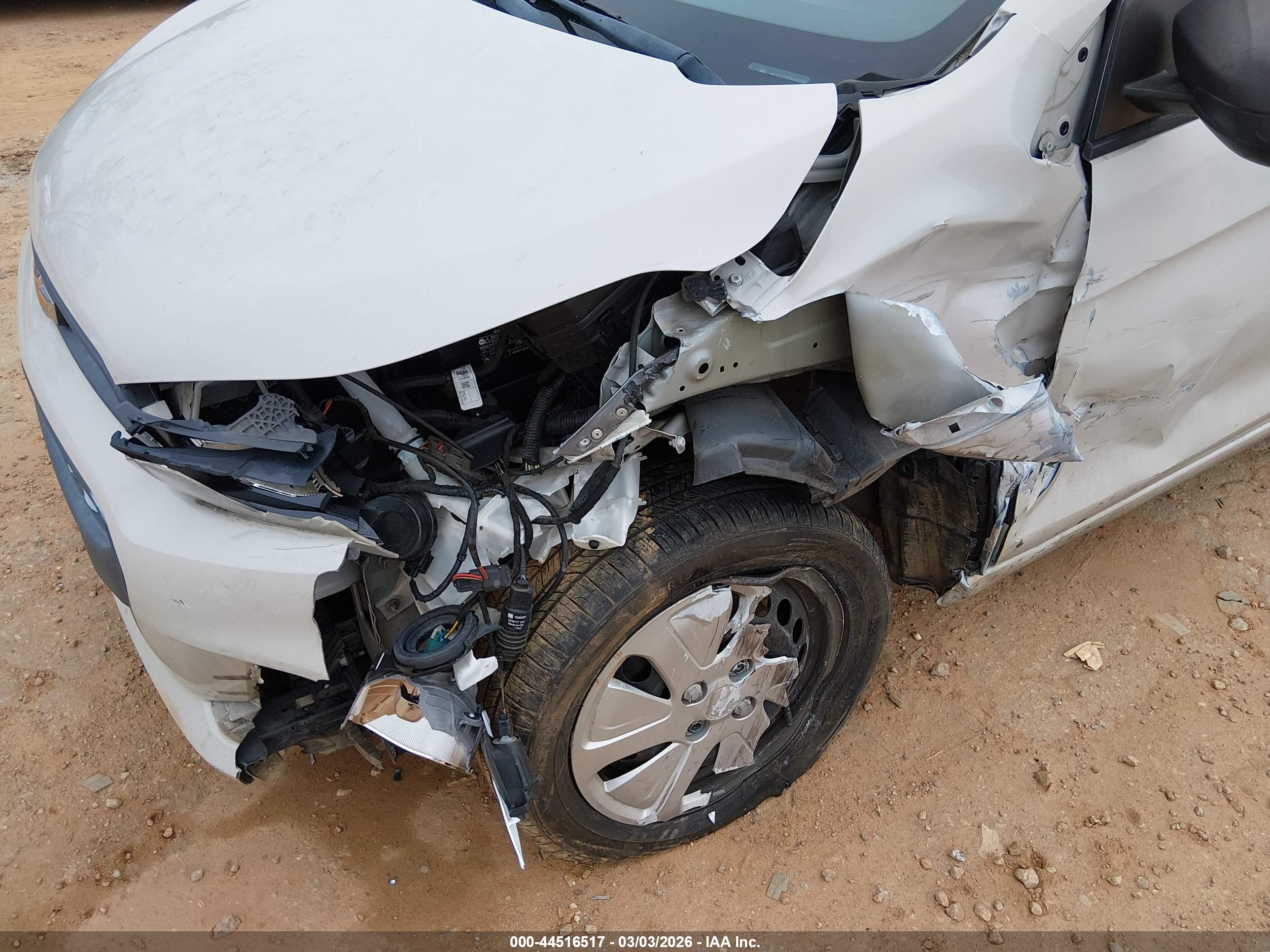CHEVROLET SPARK image 6