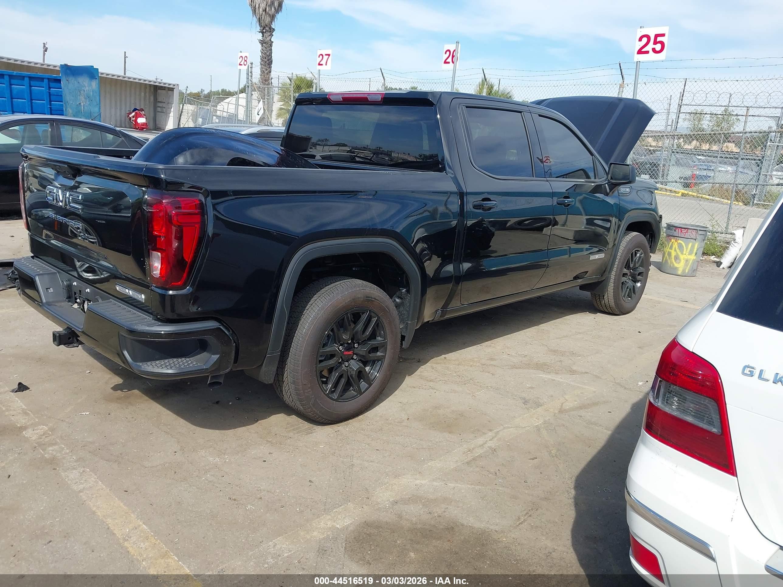 GMC SIERRA image 4