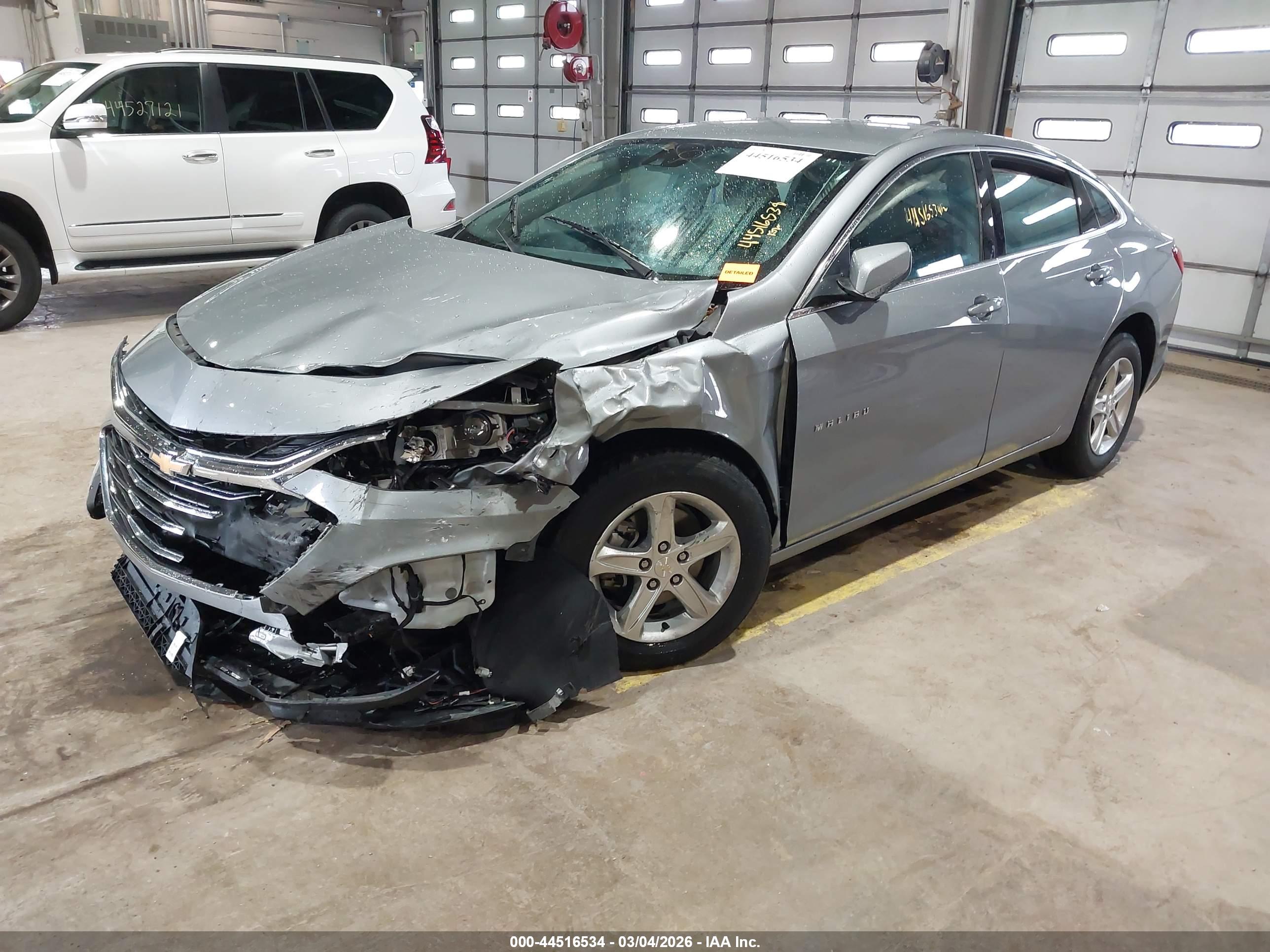CHEVROLET MALIBU image 2