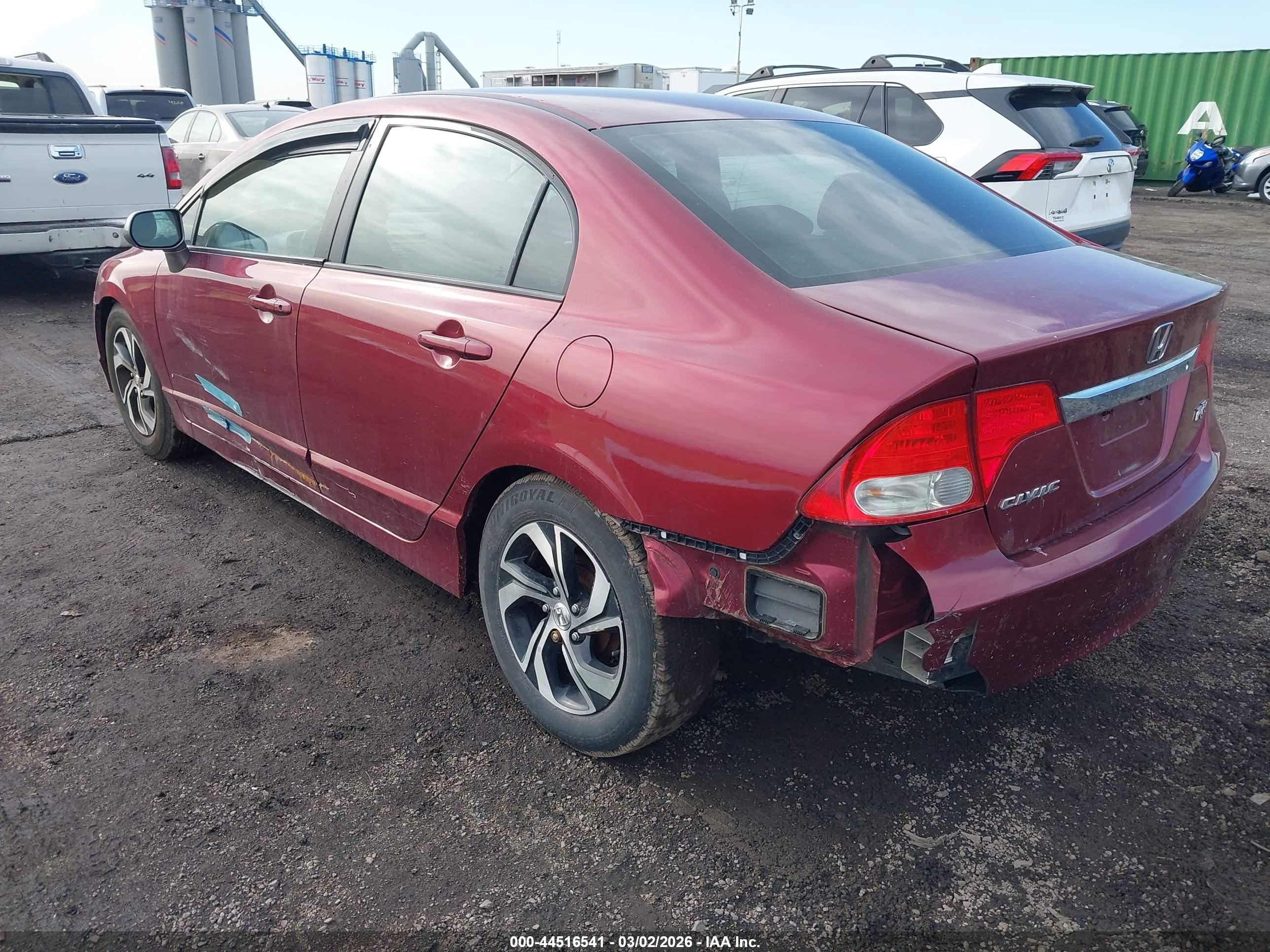 HONDA CIVIC image 3