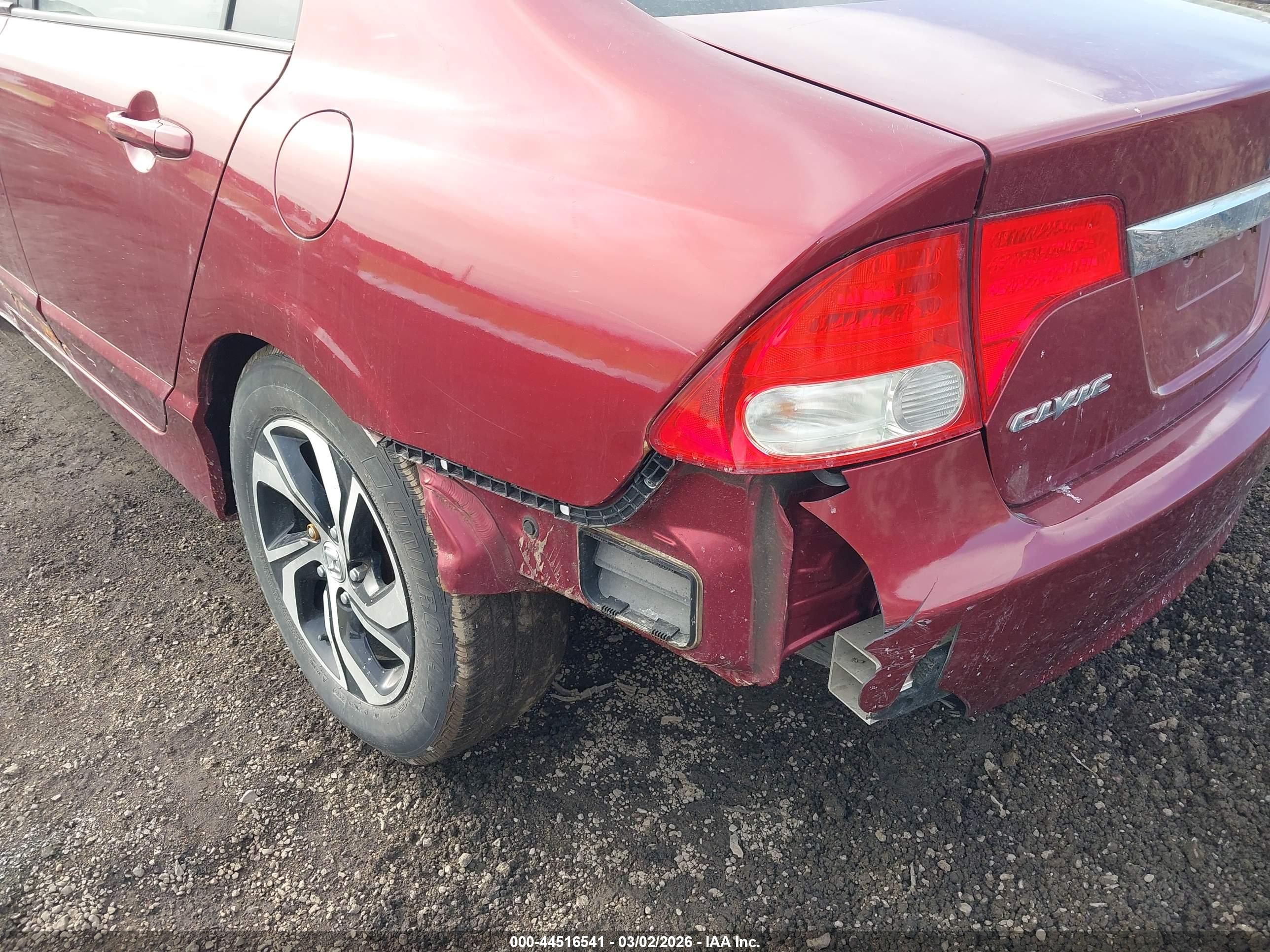 HONDA CIVIC image 6