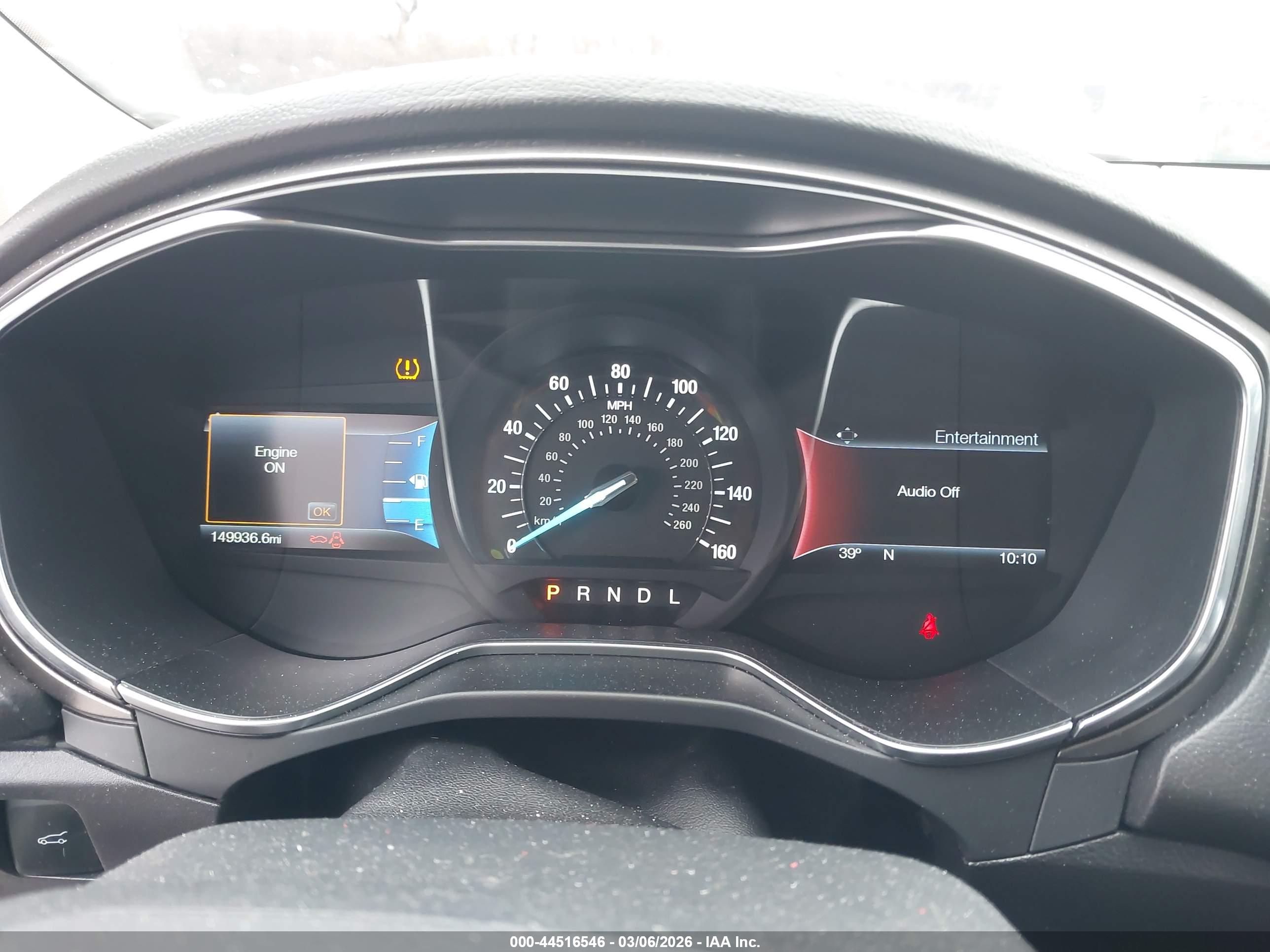 FORD FUSION image 7