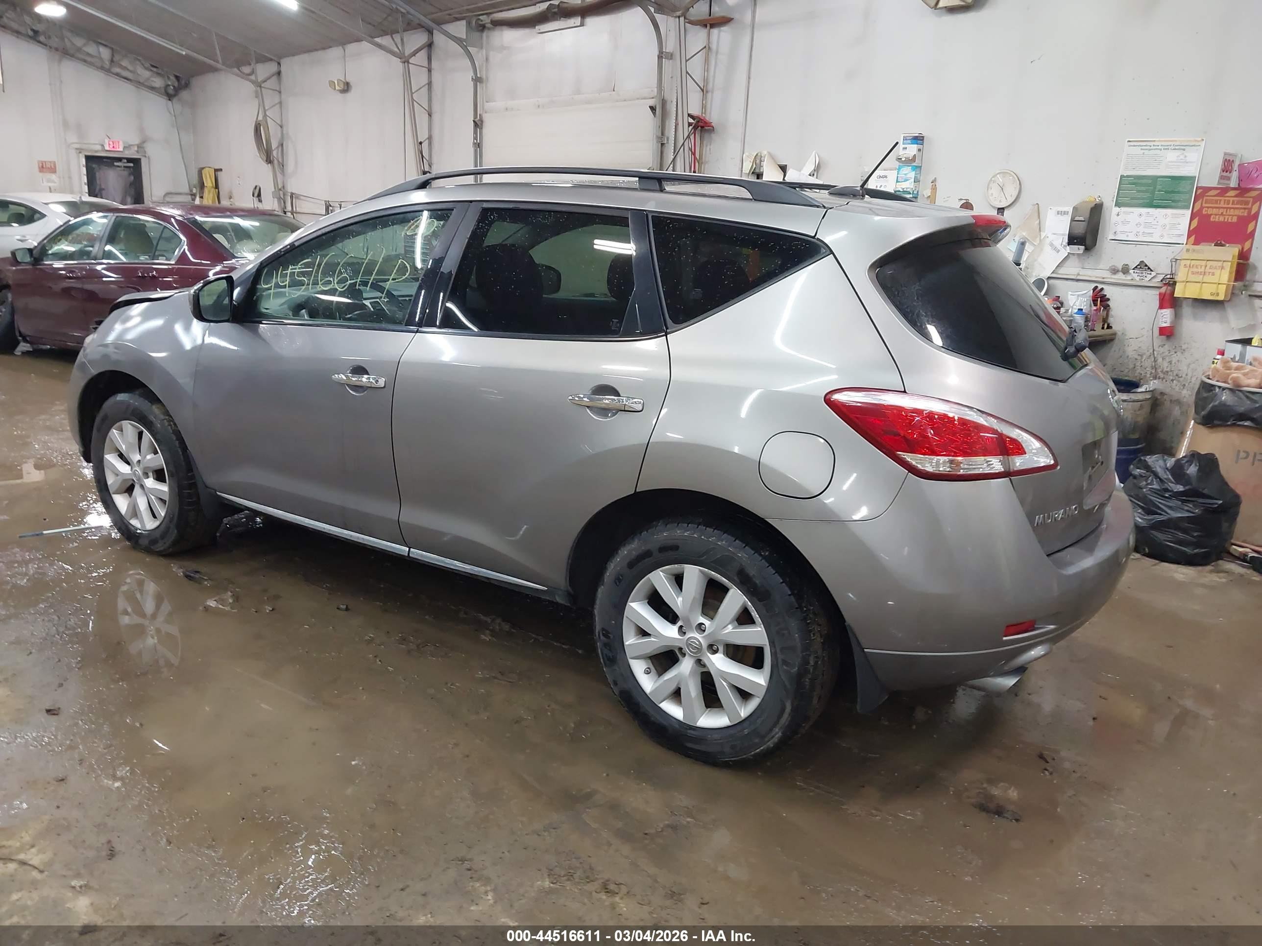 NISSAN MURANO image 3