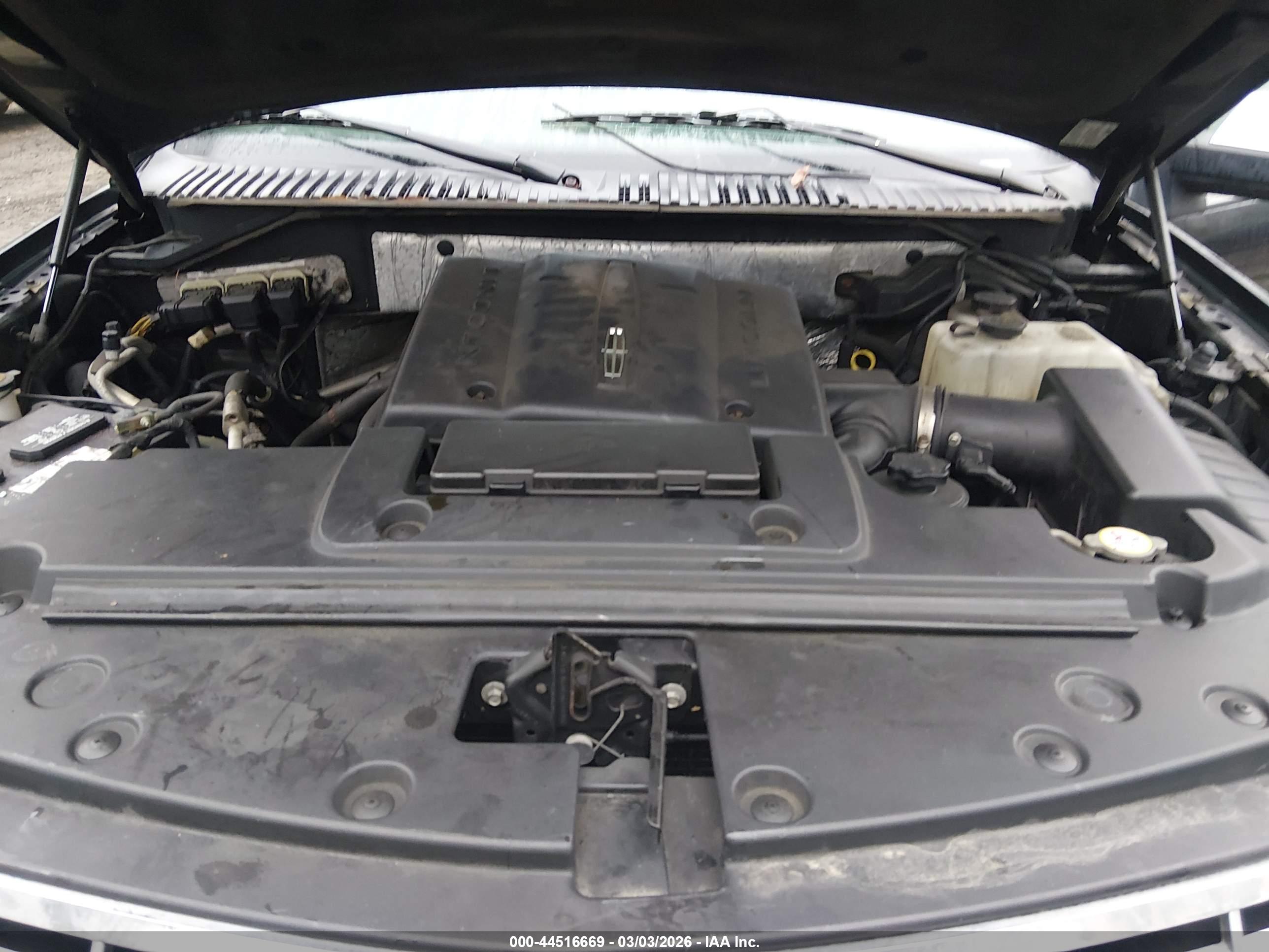 LINCOLN NAVIGATOR image 10