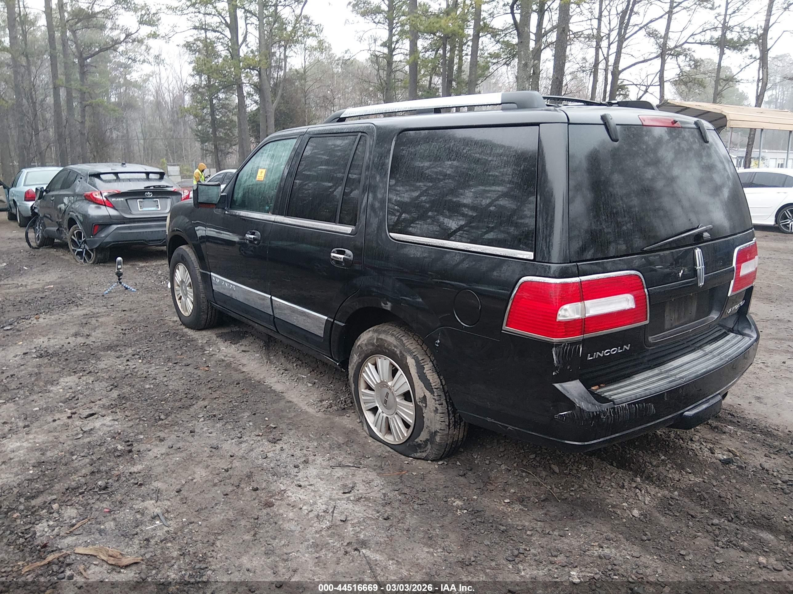 LINCOLN NAVIGATOR image 3