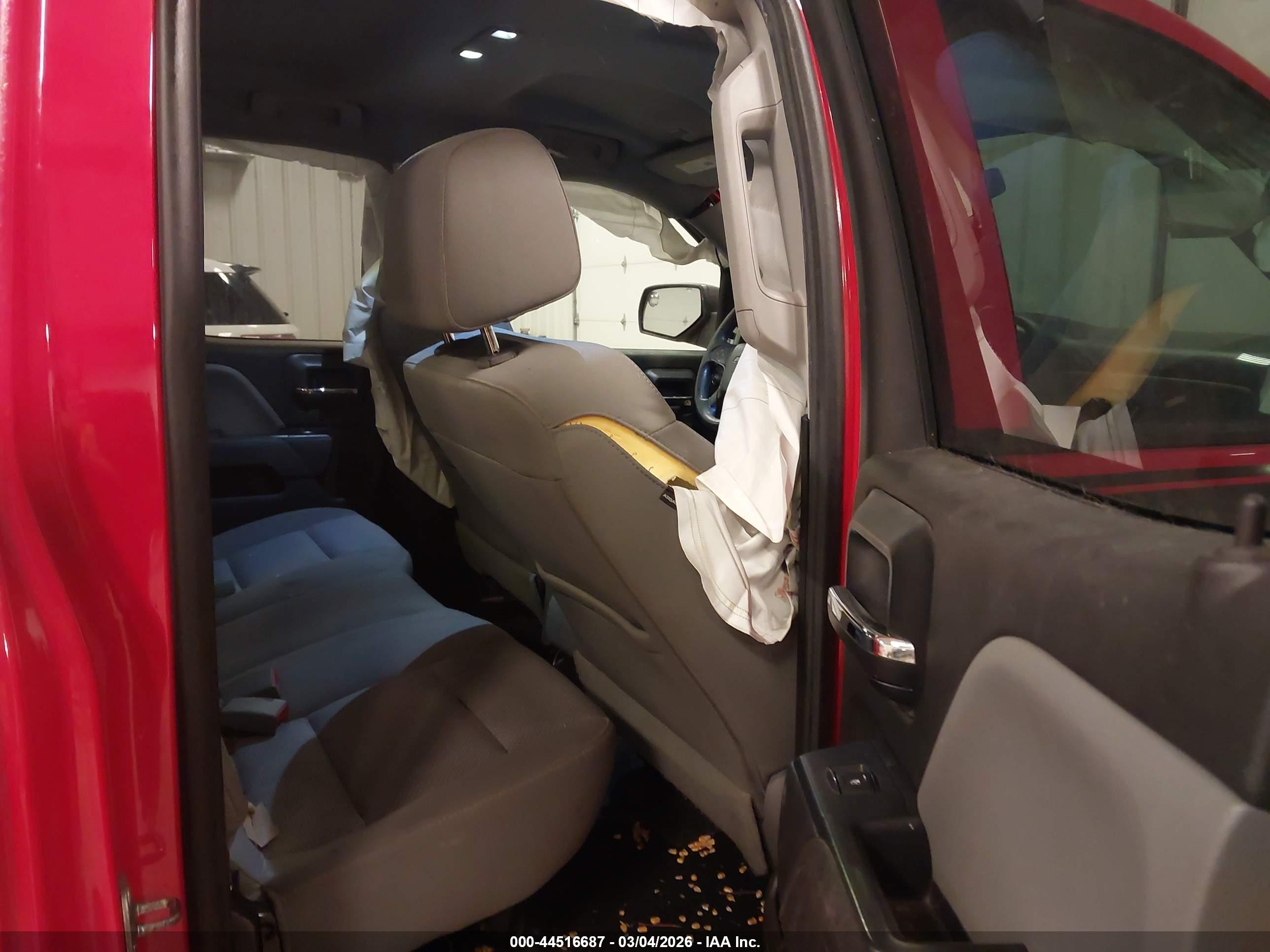 CHEVROLET SILVERADO image 8