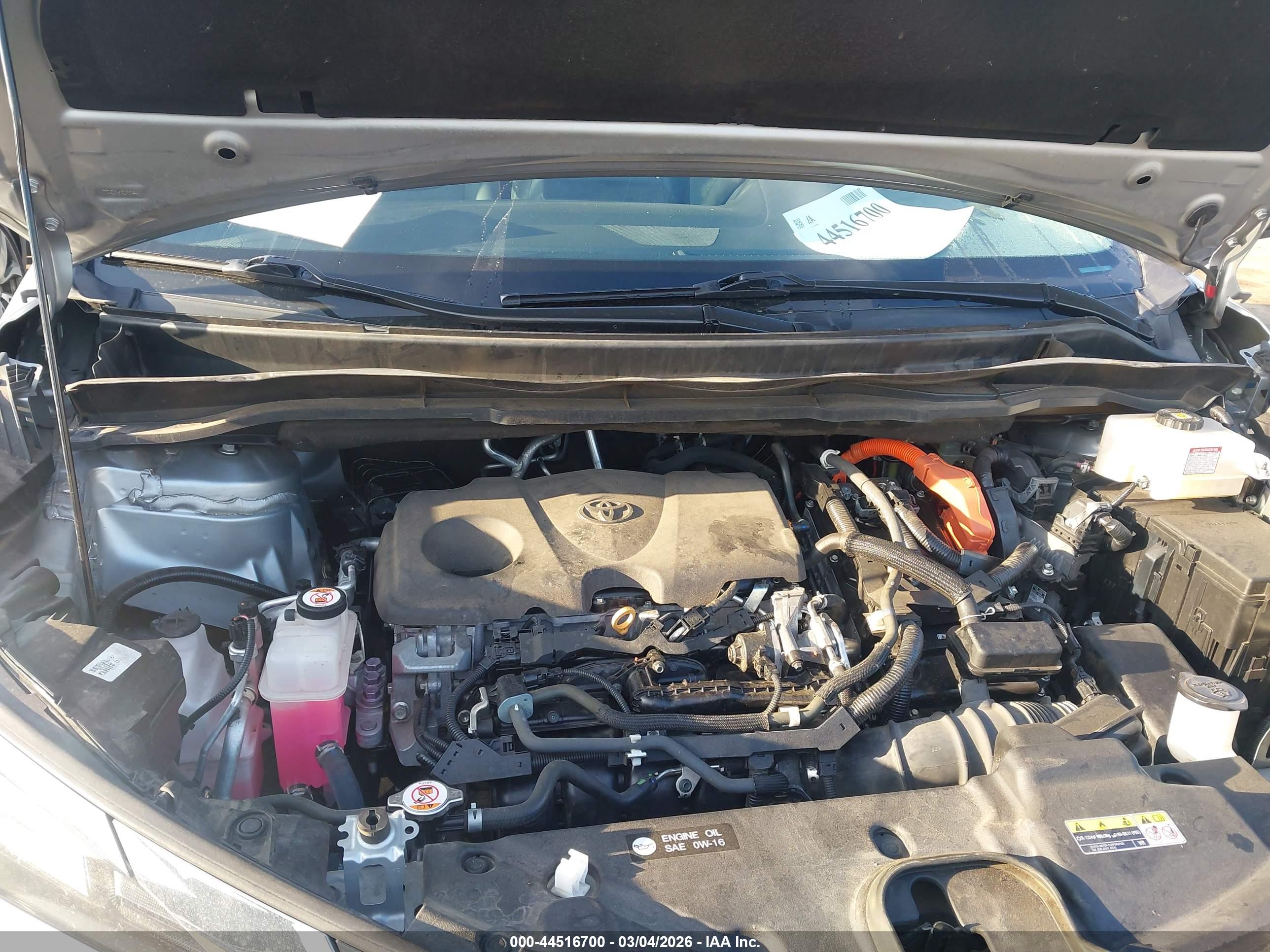 TOYOTA SIENNA image 10