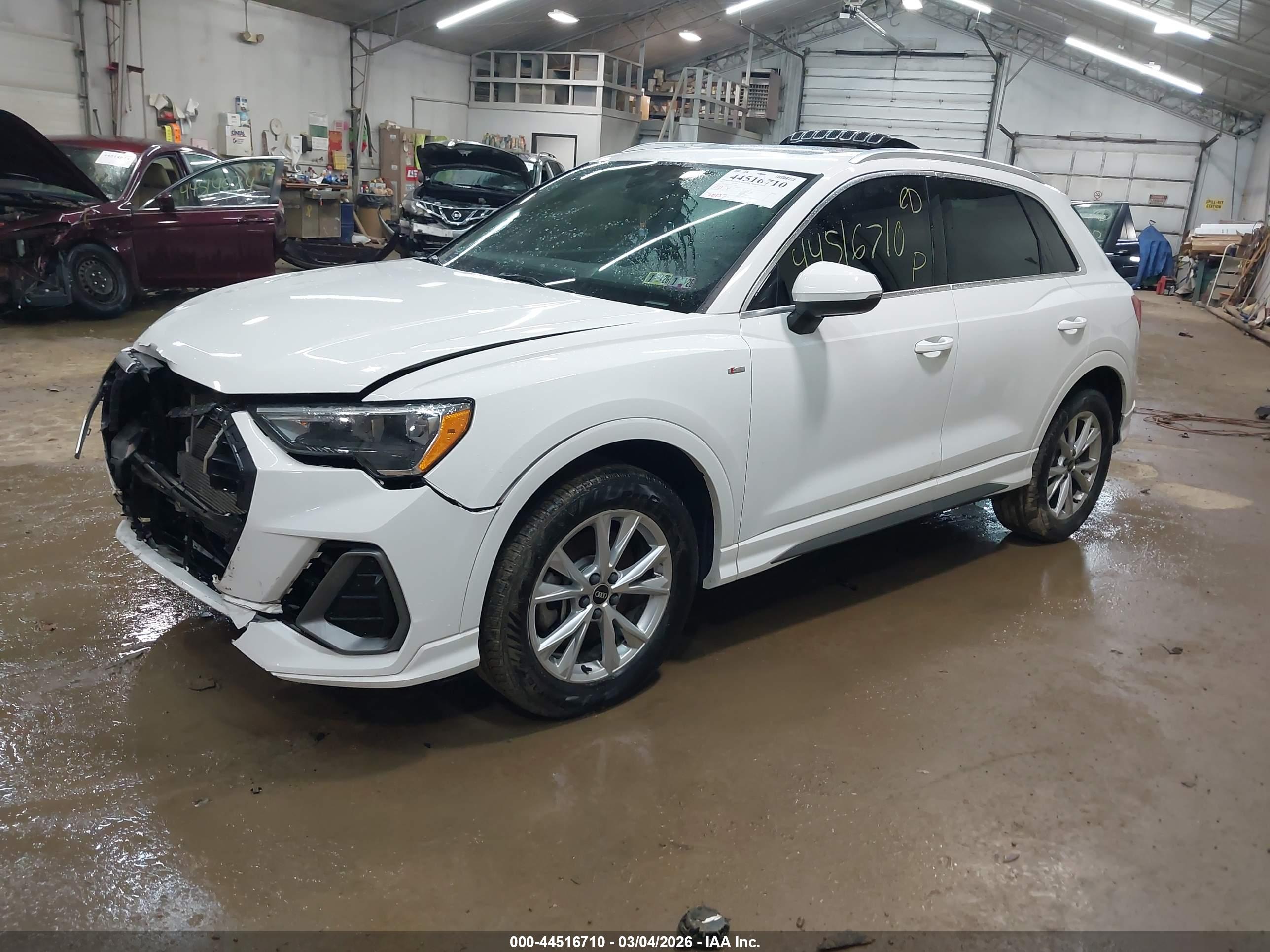 AUDI Q3 image 2