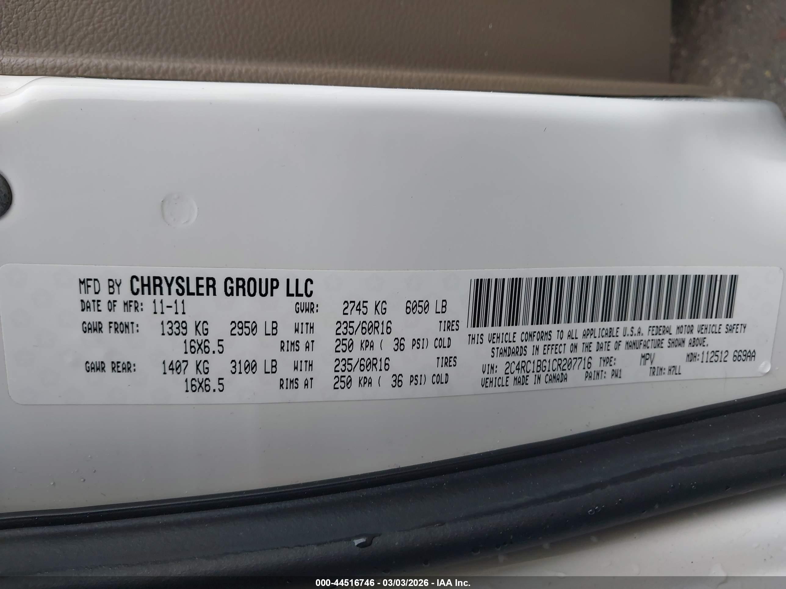 CHRYSLER TOWN image 9
