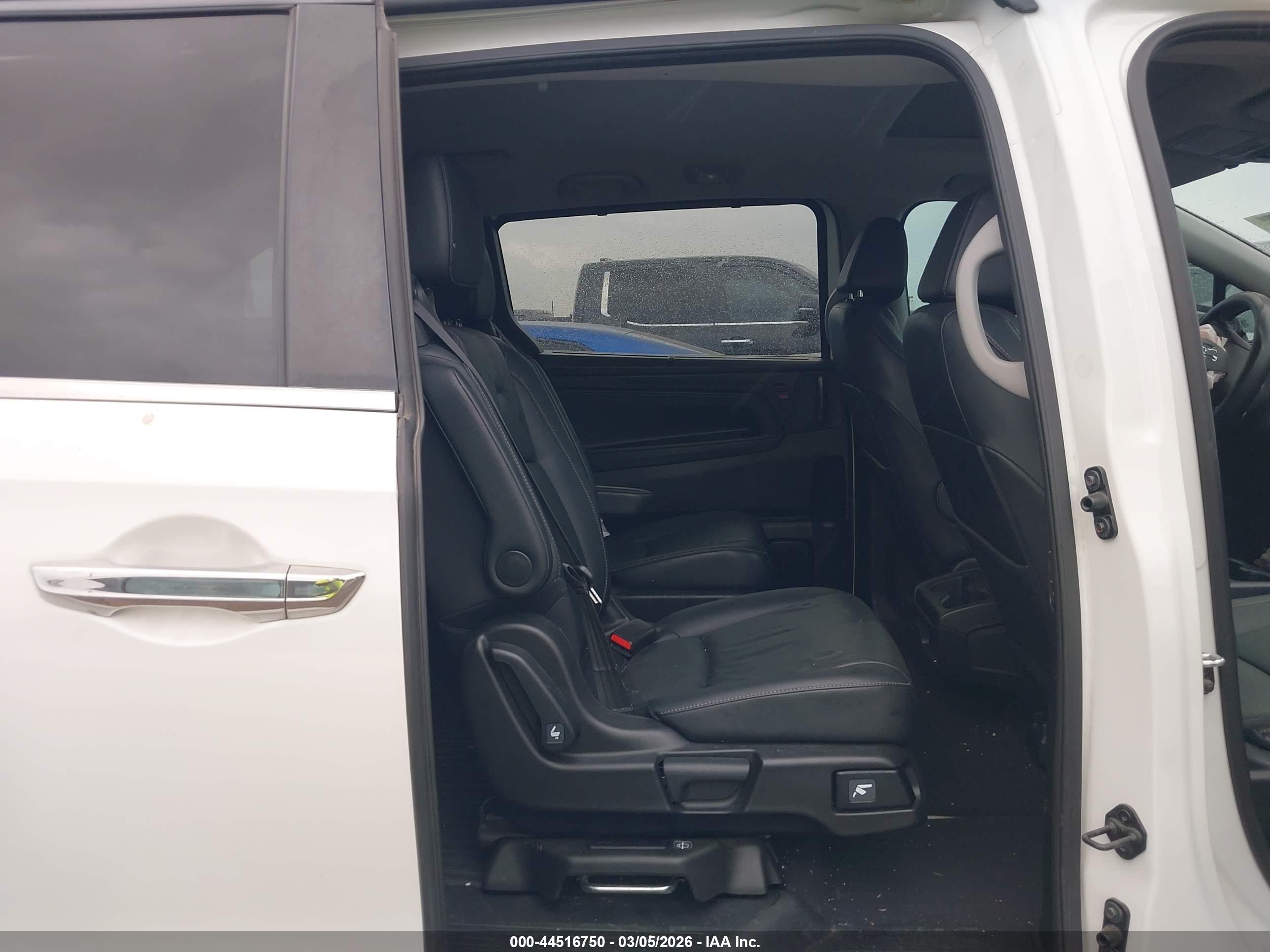HONDA ODYSSEY image 8
