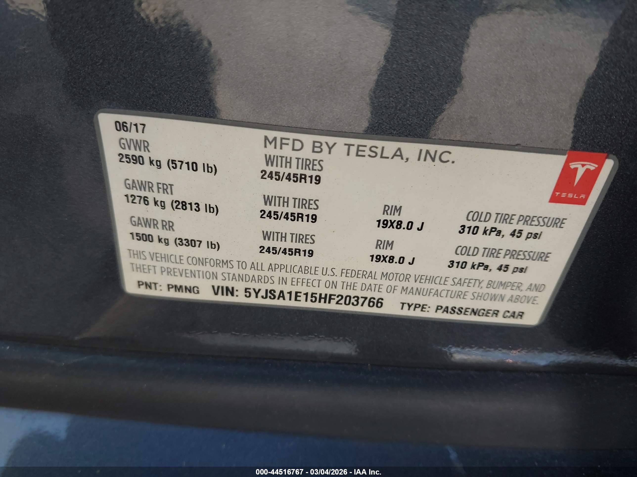 TESLA MODEL image 9