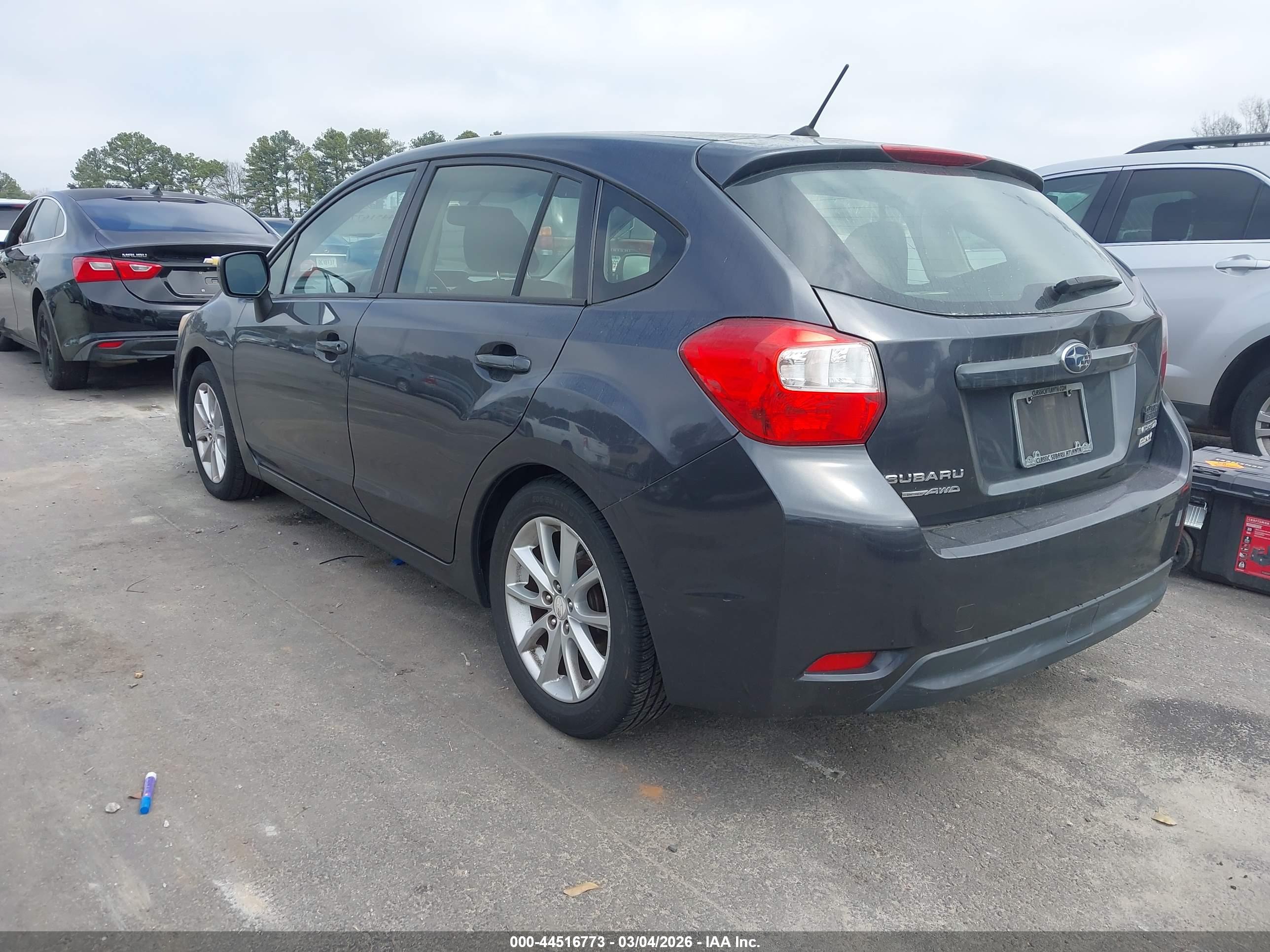 SUBARU IMPREZA image 3