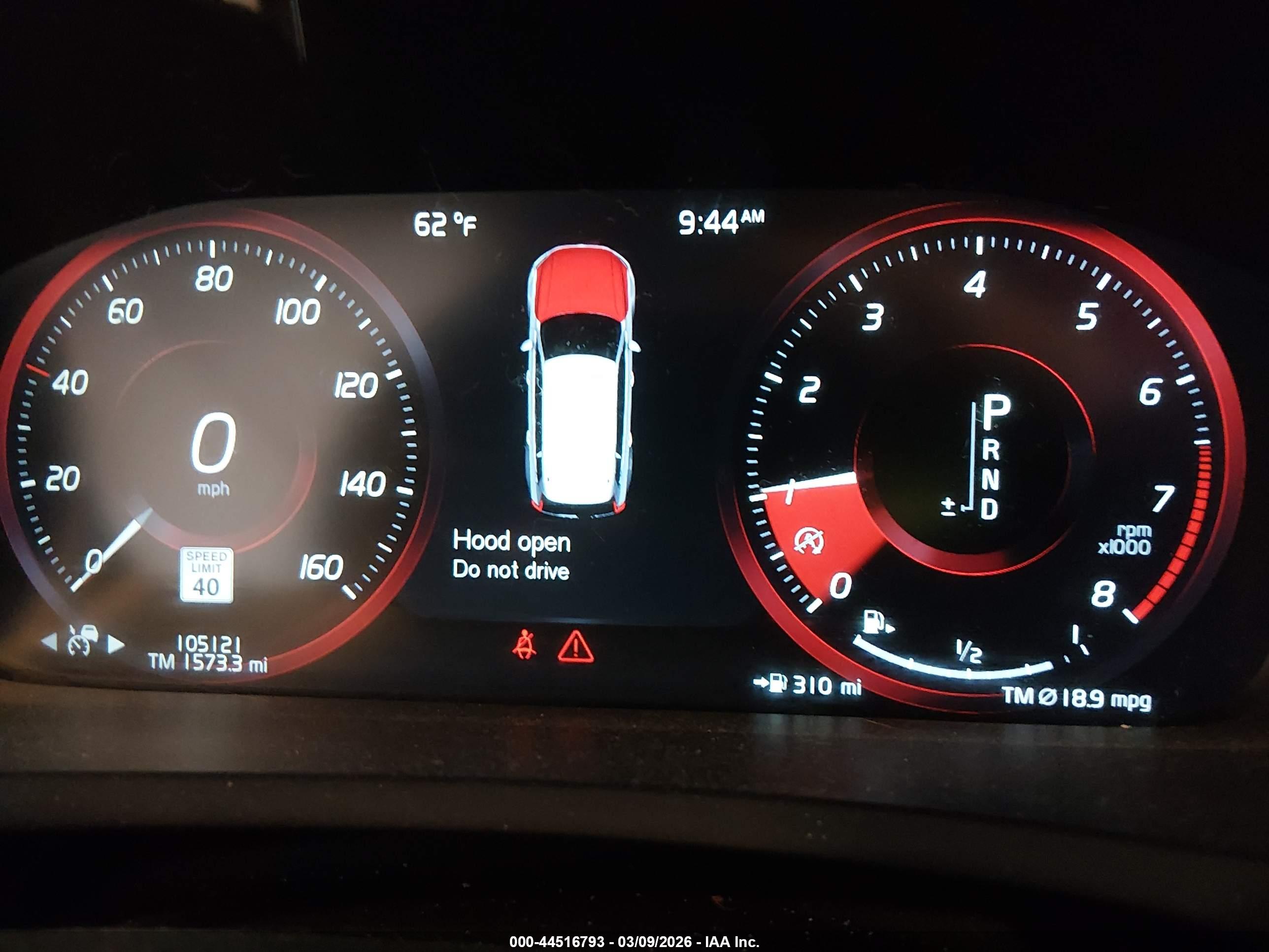 VOLVO XC90 image 7