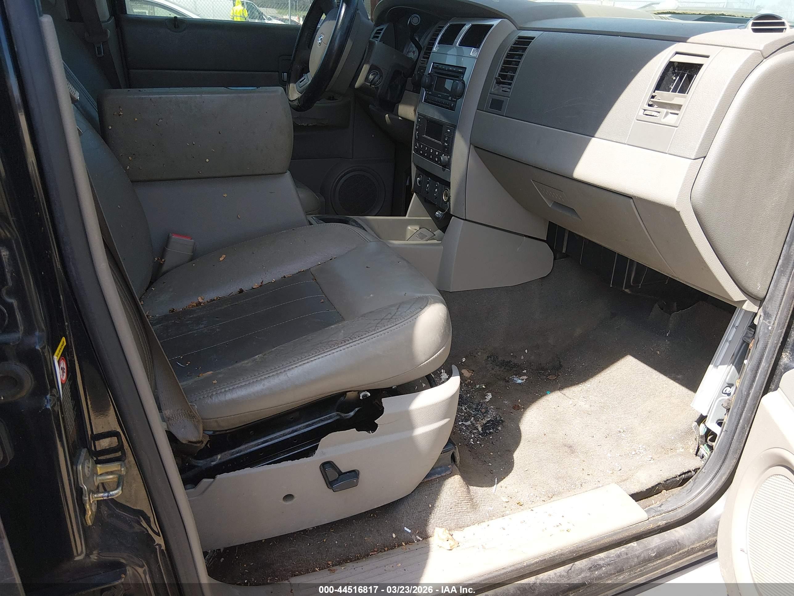 DODGE DURANGO image 5