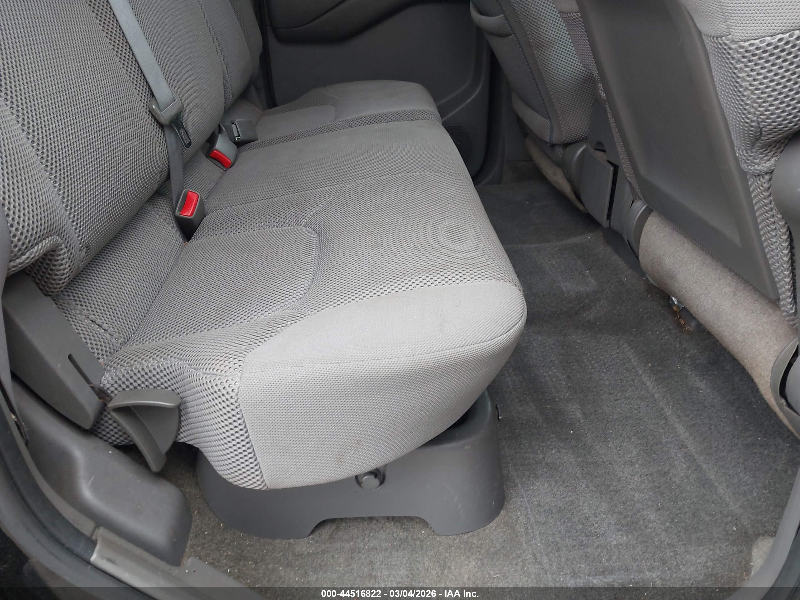 NISSAN FRONTIER image 8