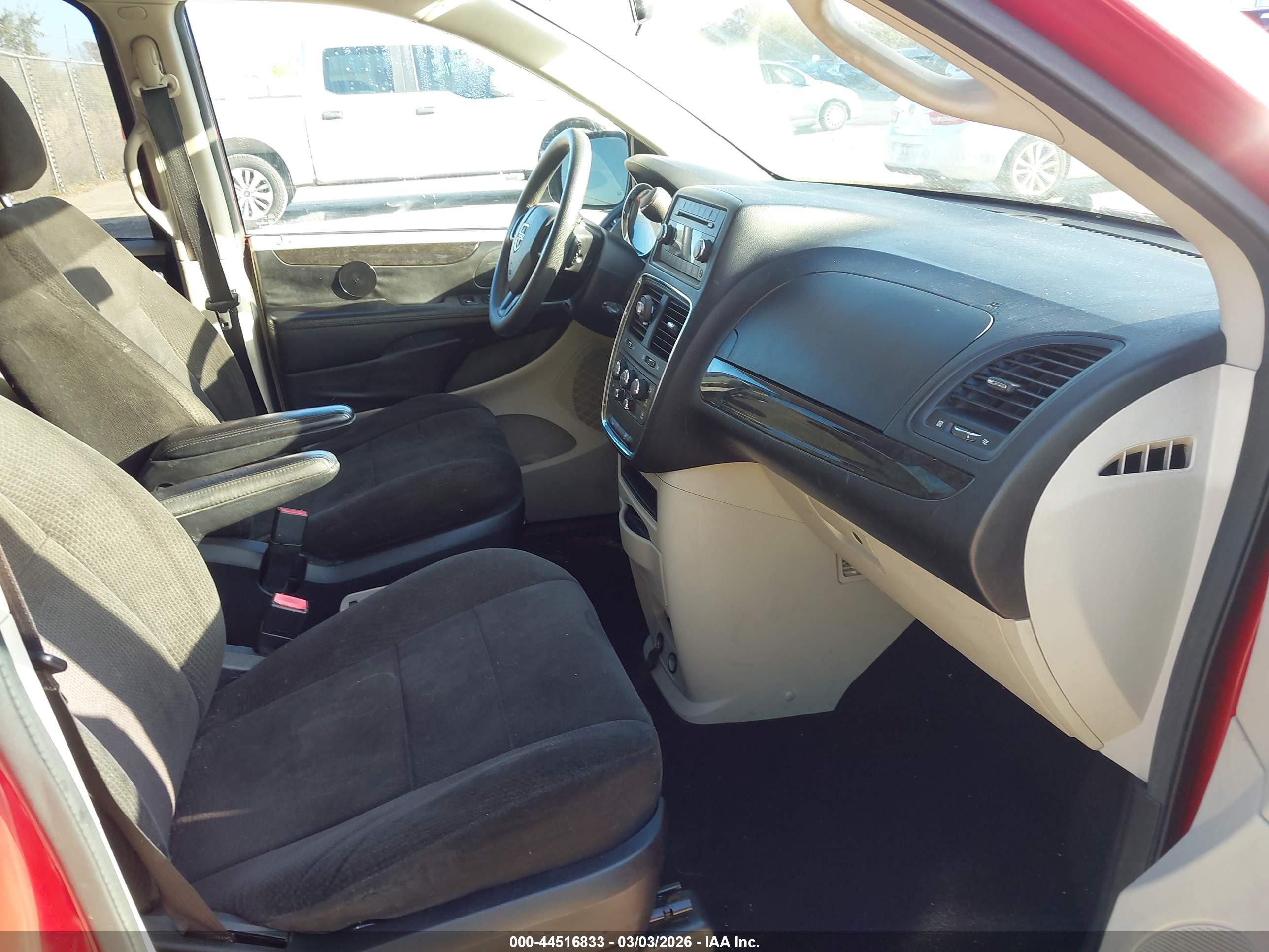 DODGE GRAND image 5