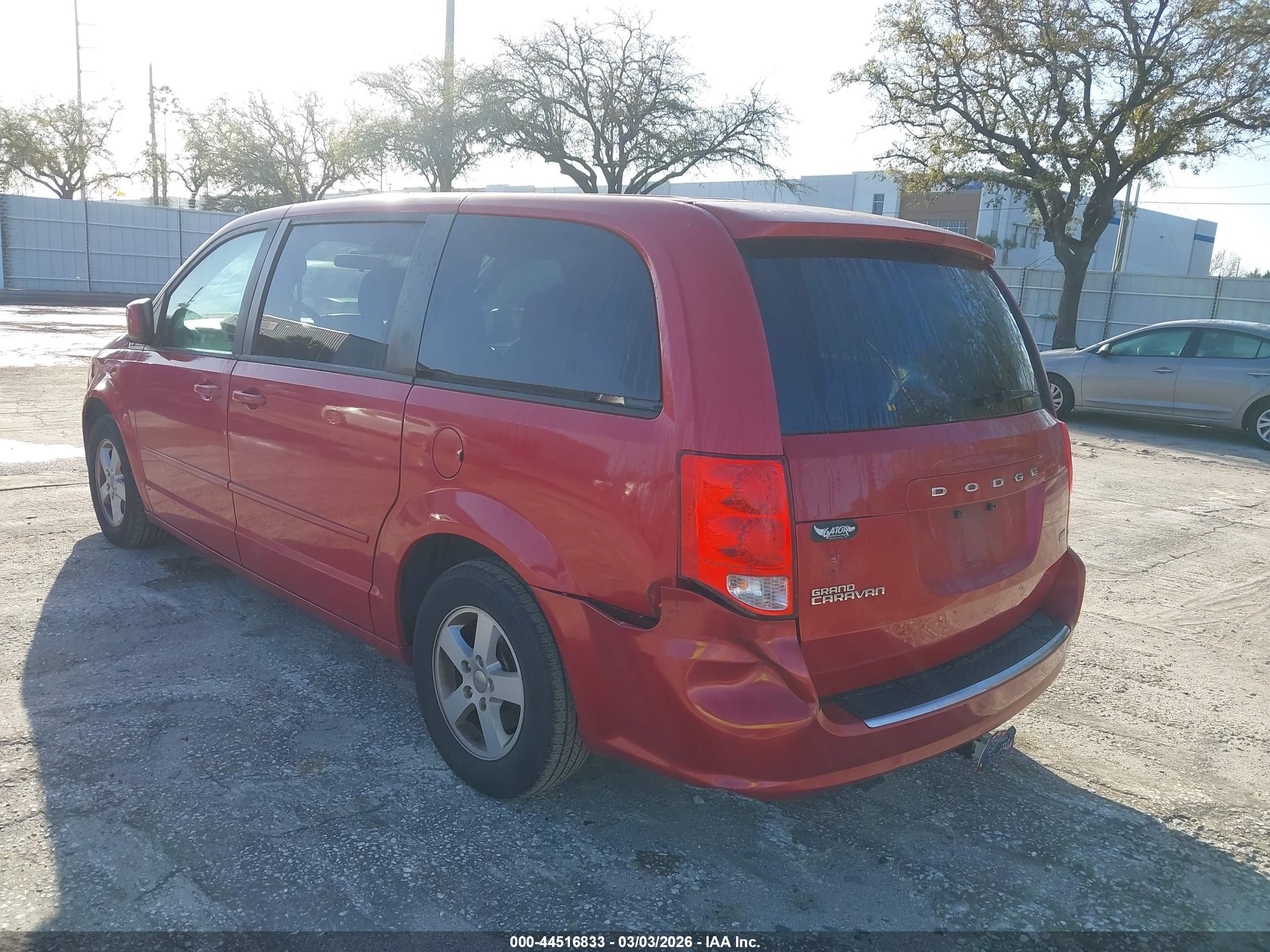 DODGE GRAND image 6