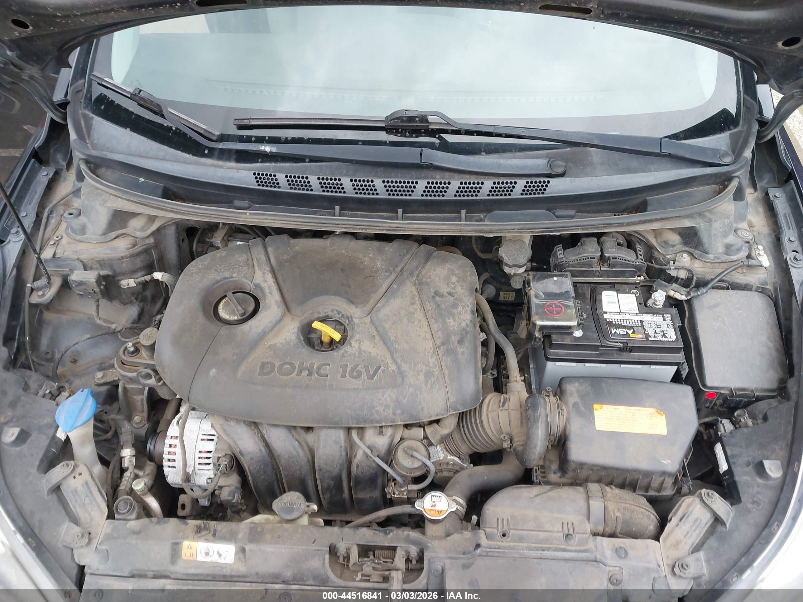 HYUNDAI ELANTRA image 10