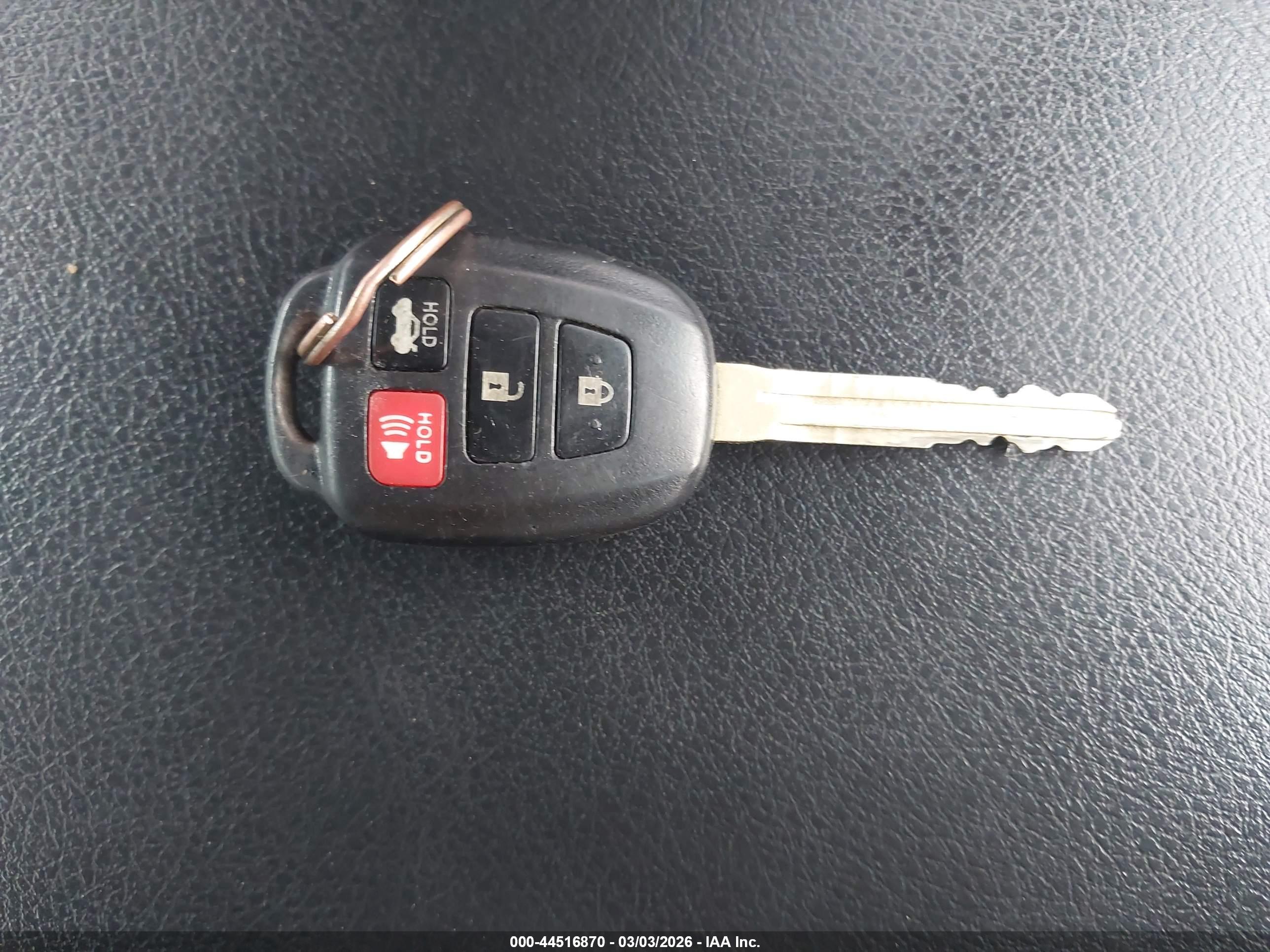 TOYOTA CAMRY image 11