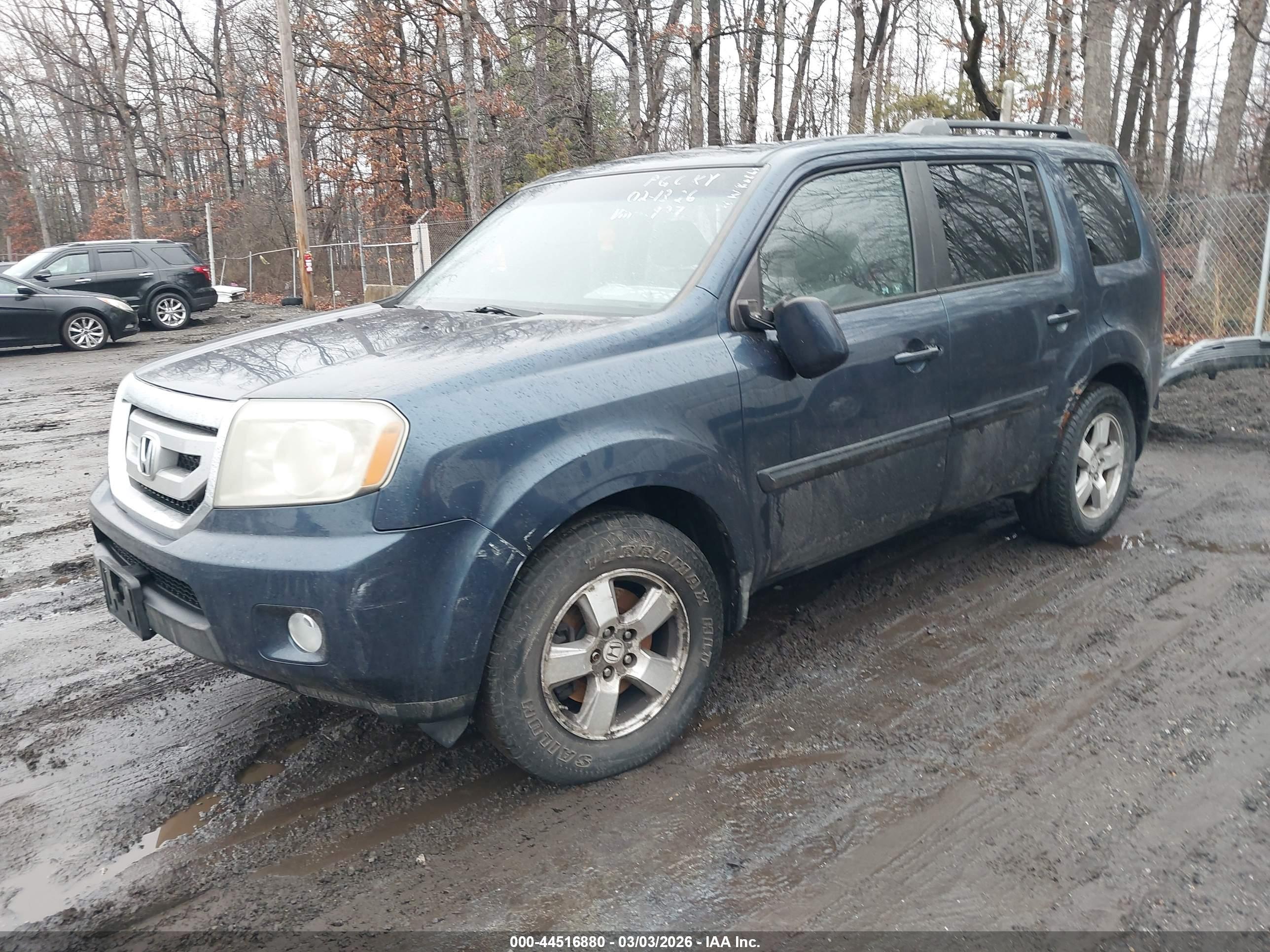 HONDA PILOT image 2