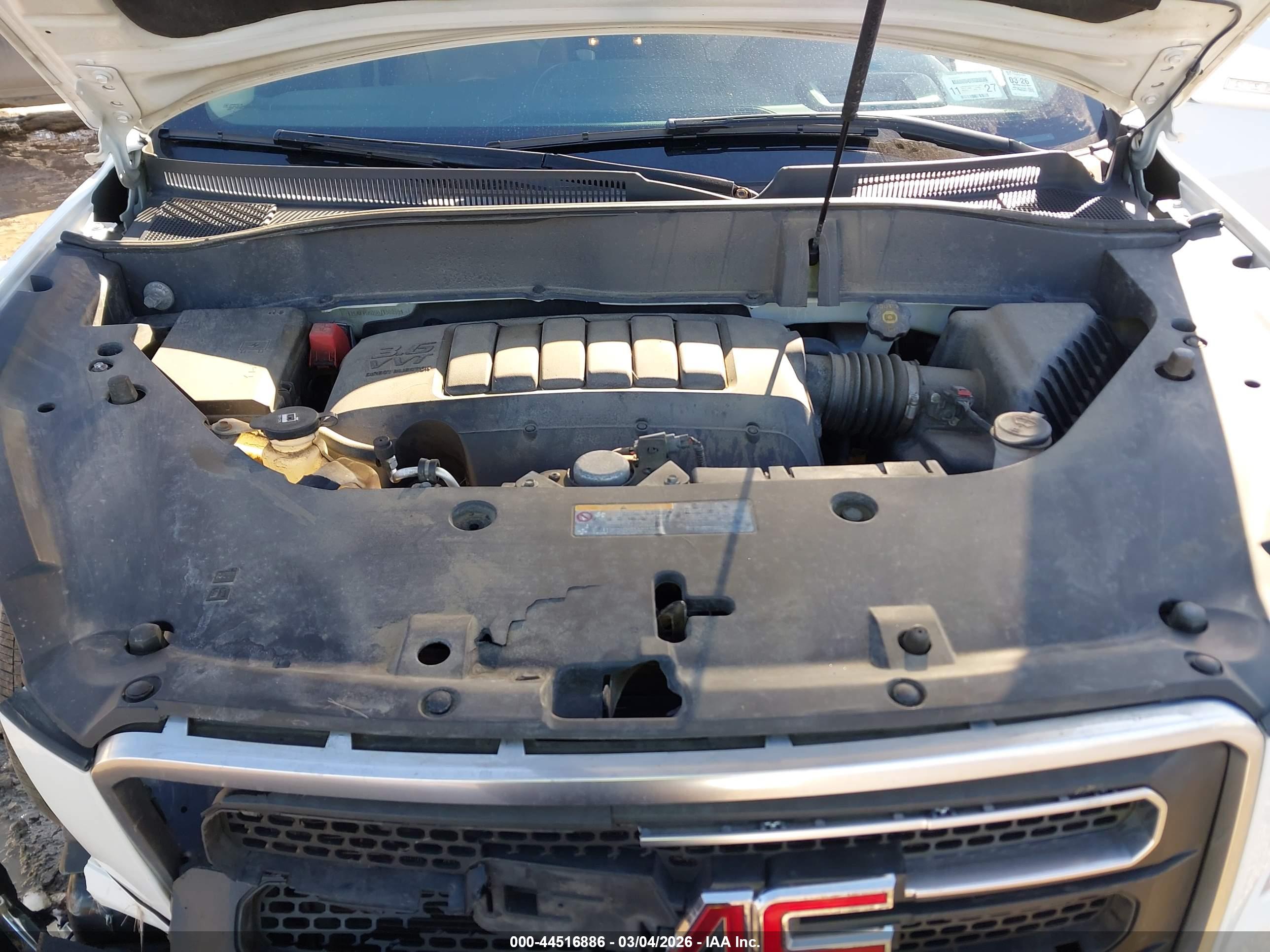 GMC ACADIA image 10